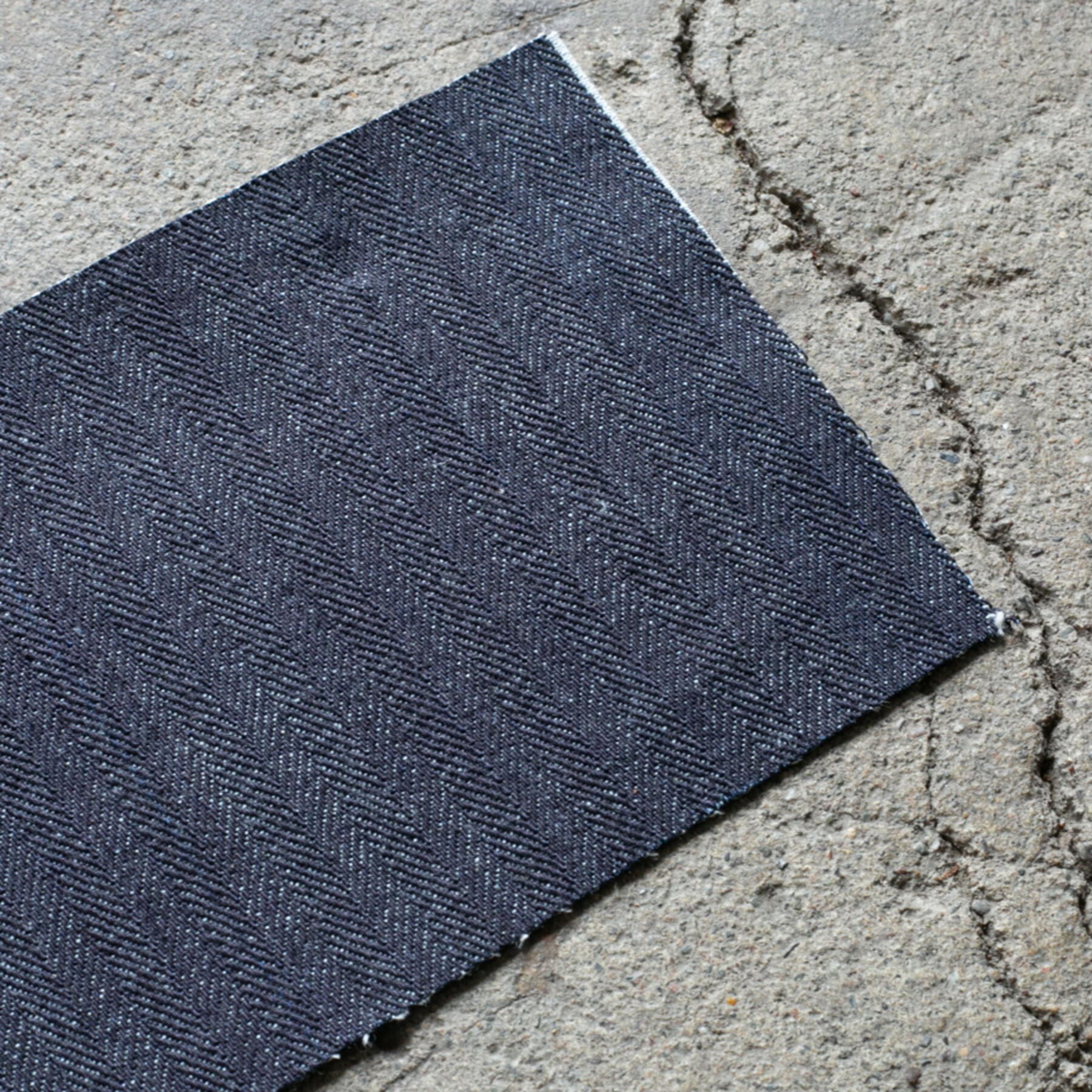 gustin #461 indigoxwhite selvedge herringbone denim