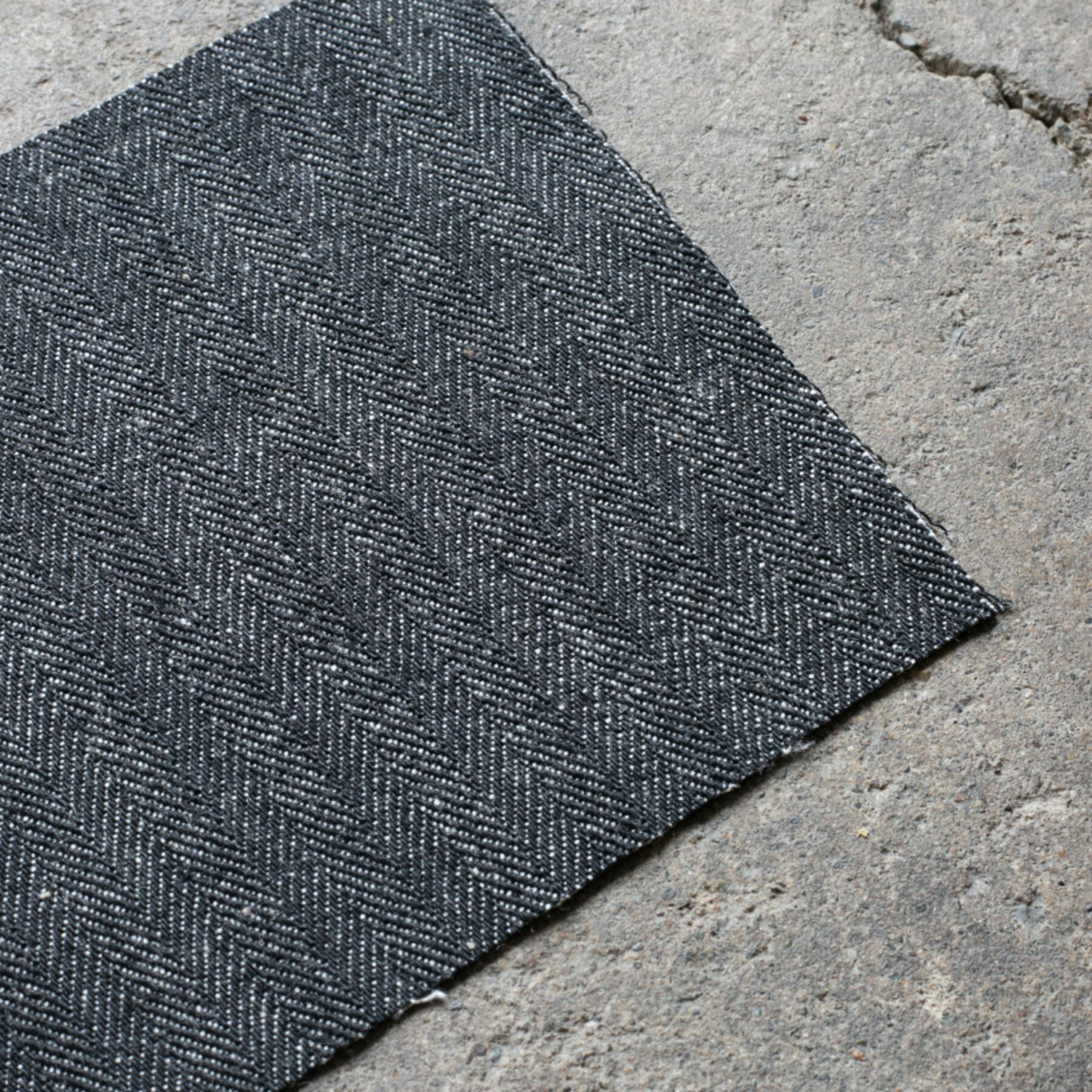 gustin #462 blackxwhite selvedge herringbone denim