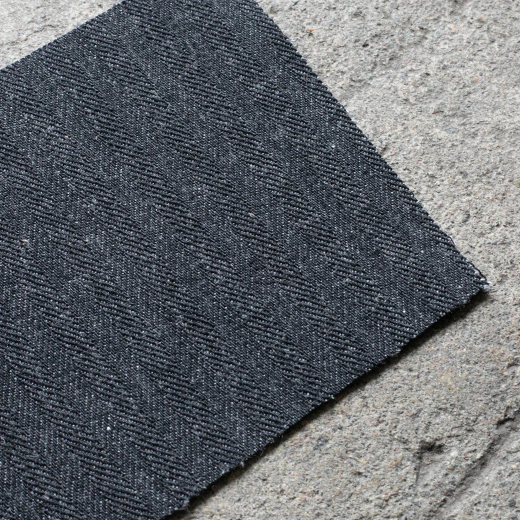 gustin #460 blackxgrey selvedge herringbone denim