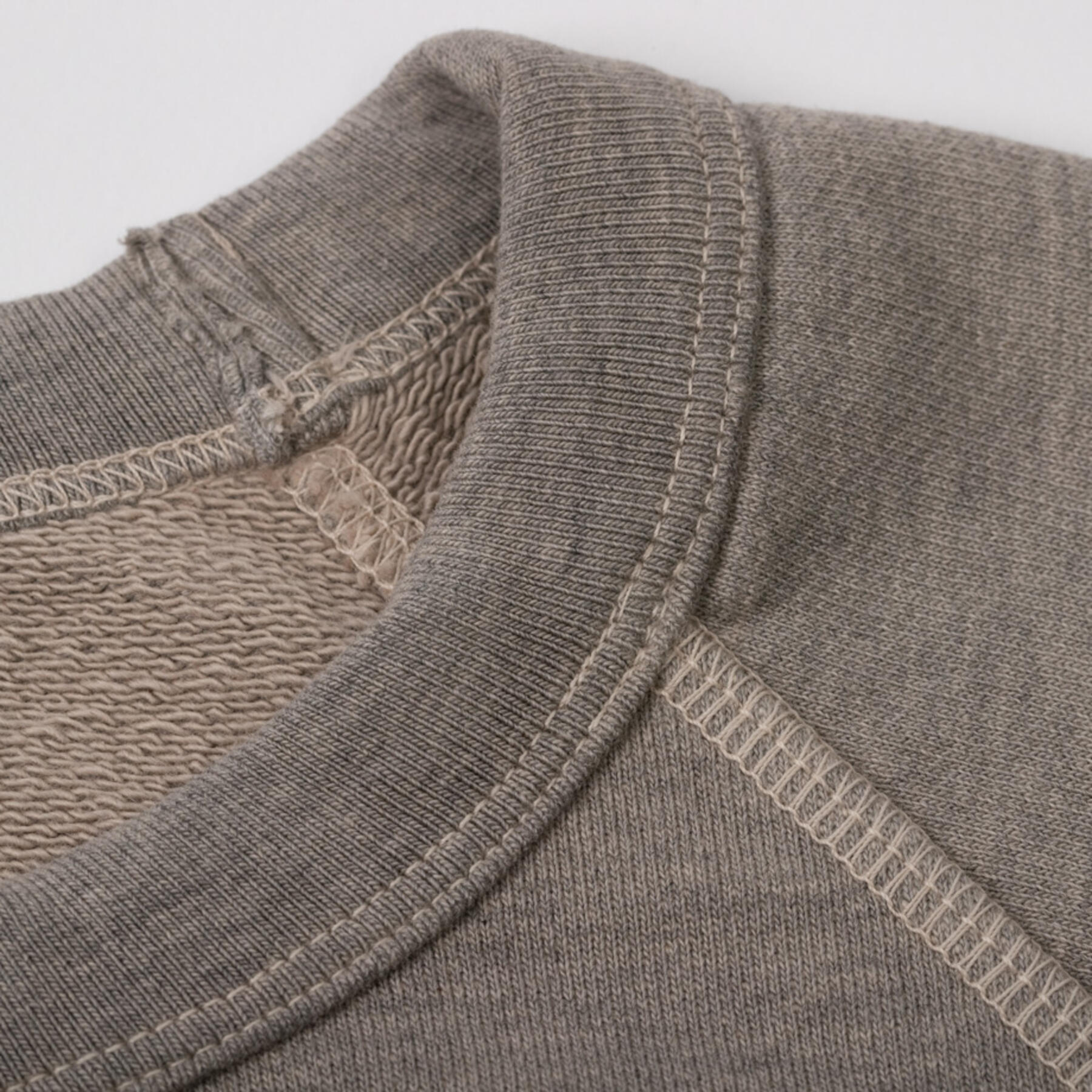 gustin usa crewneck sweatshirt - putty
