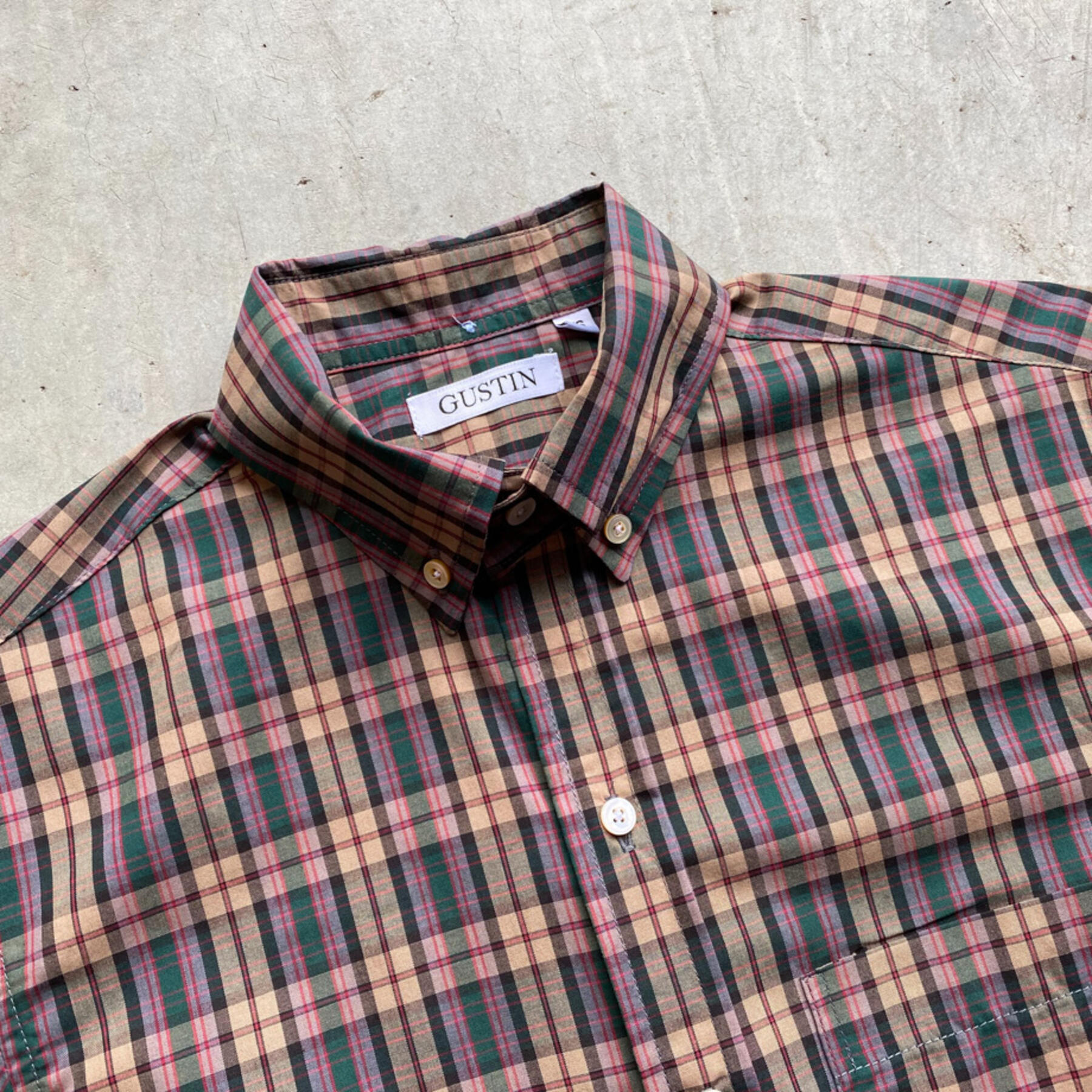 gustin #715 tan fuchsia plaid