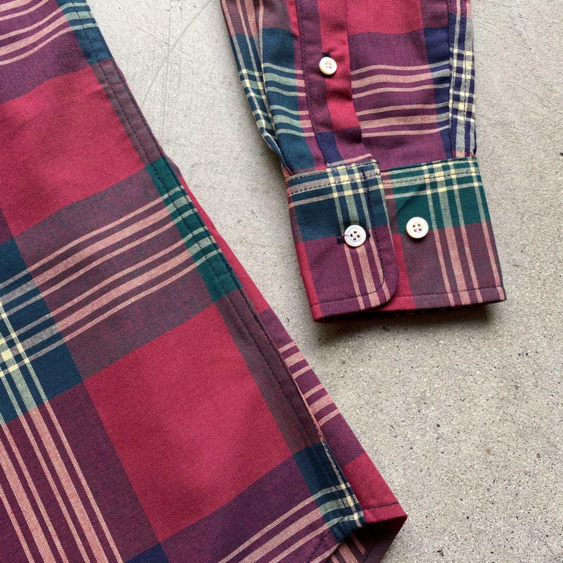 gustin #714 crimson red plaid