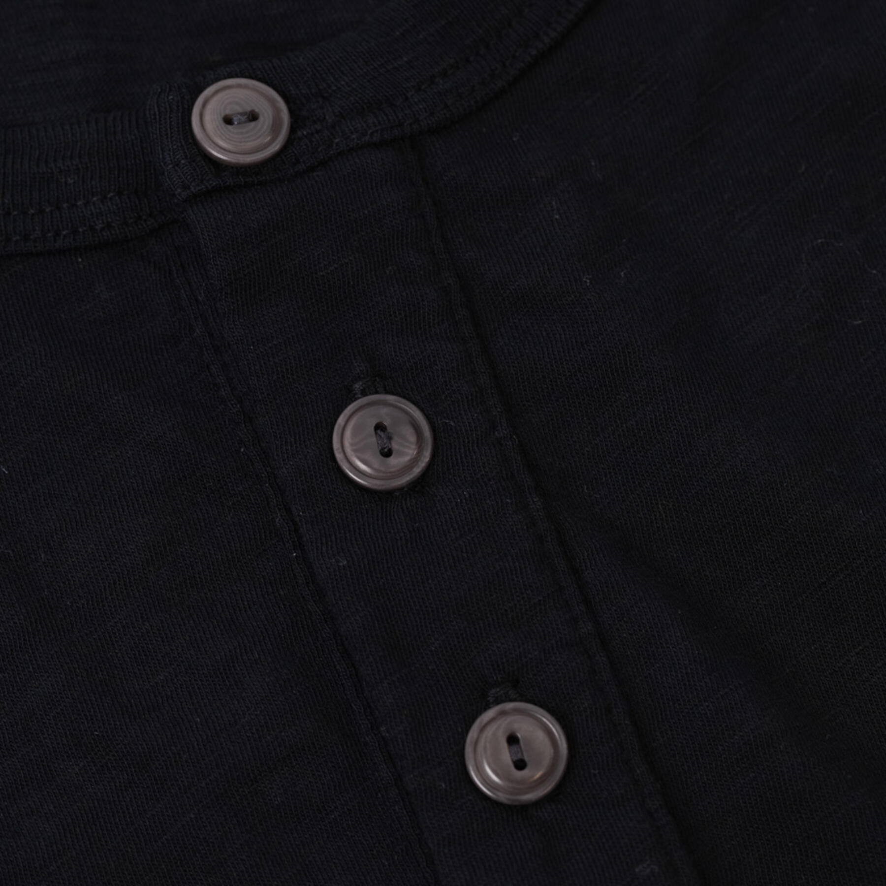 gustin slub pocket henley - black