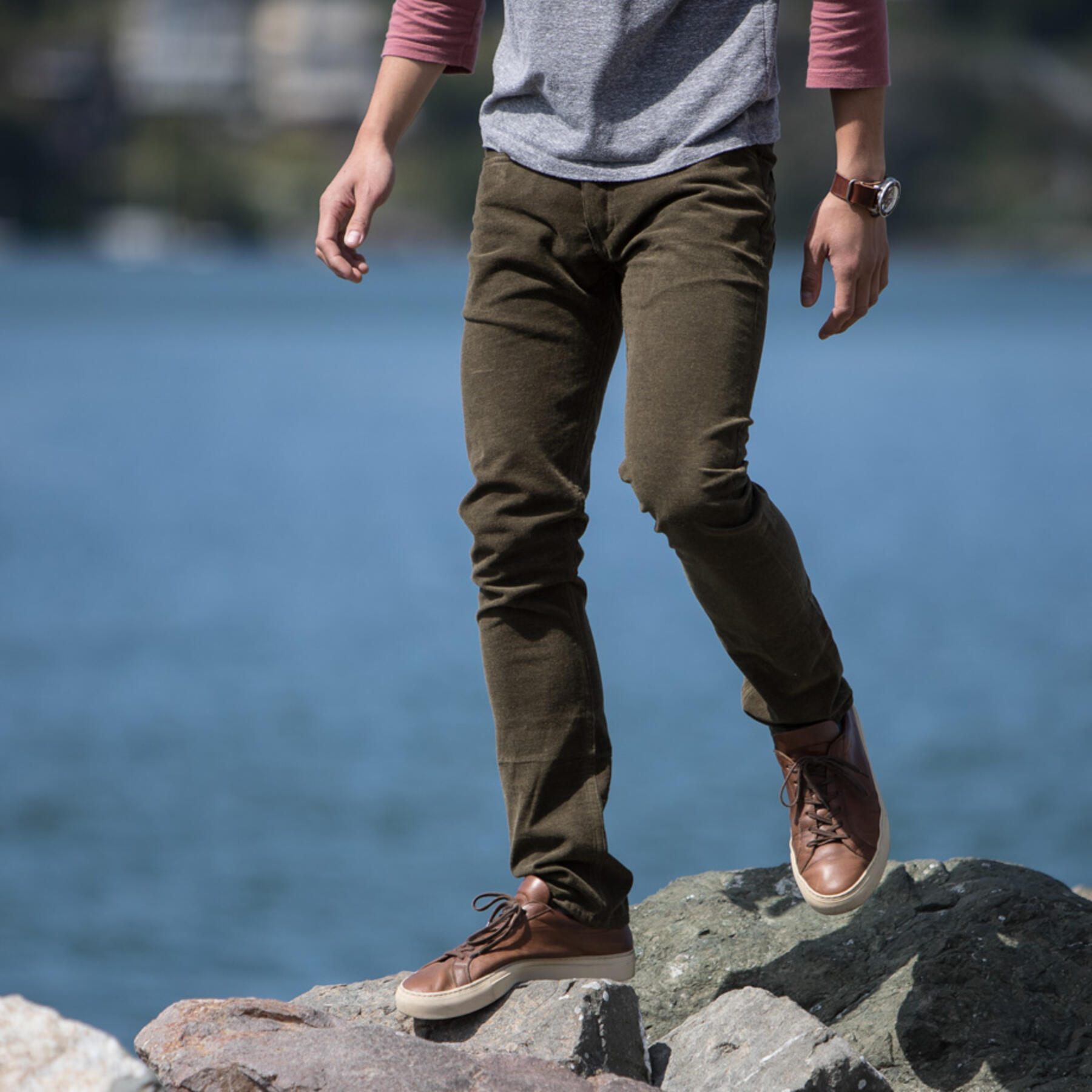 gustin #8 featherweight corduroy 5 pocket - olive