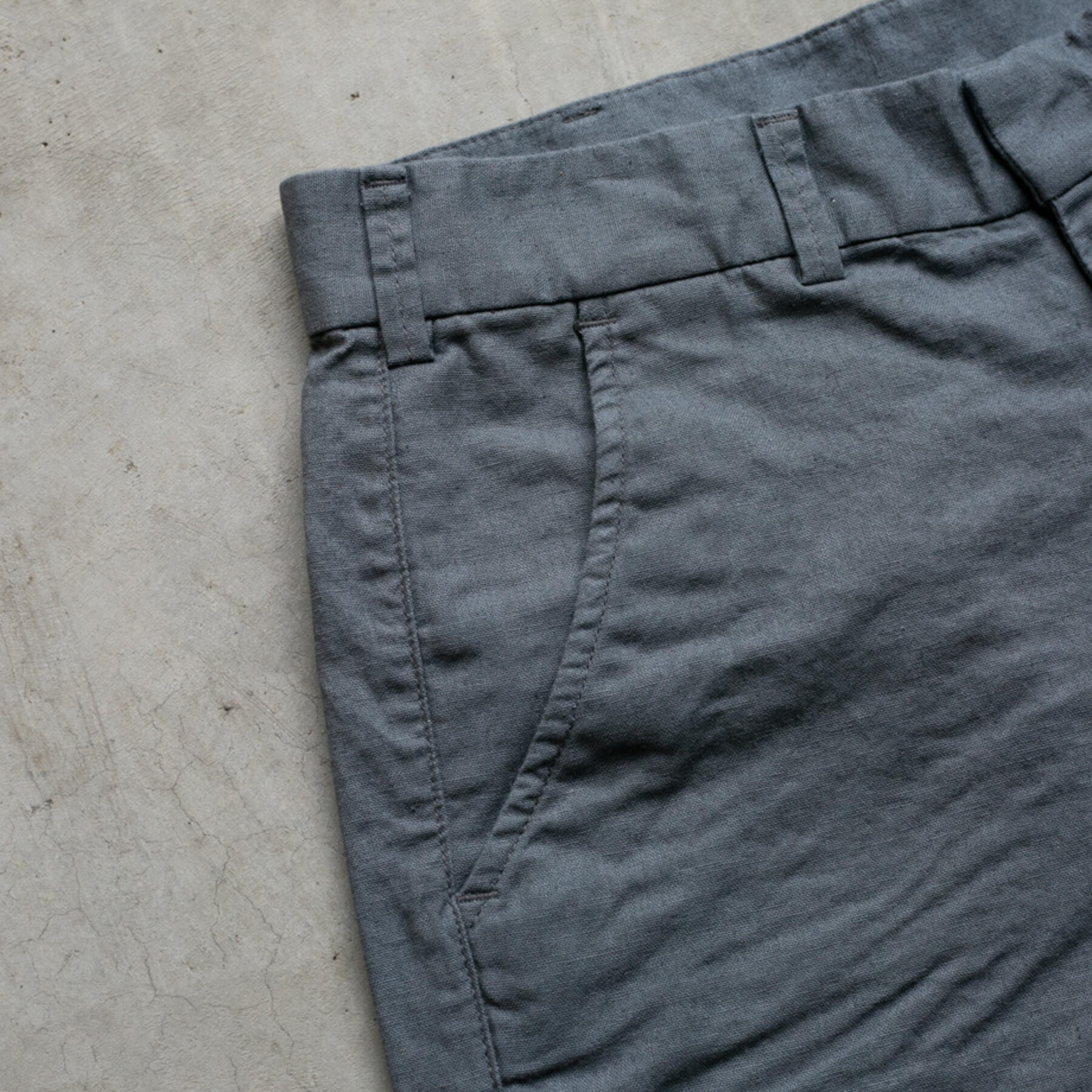 gustin #33 linen solid chino shorts - iron