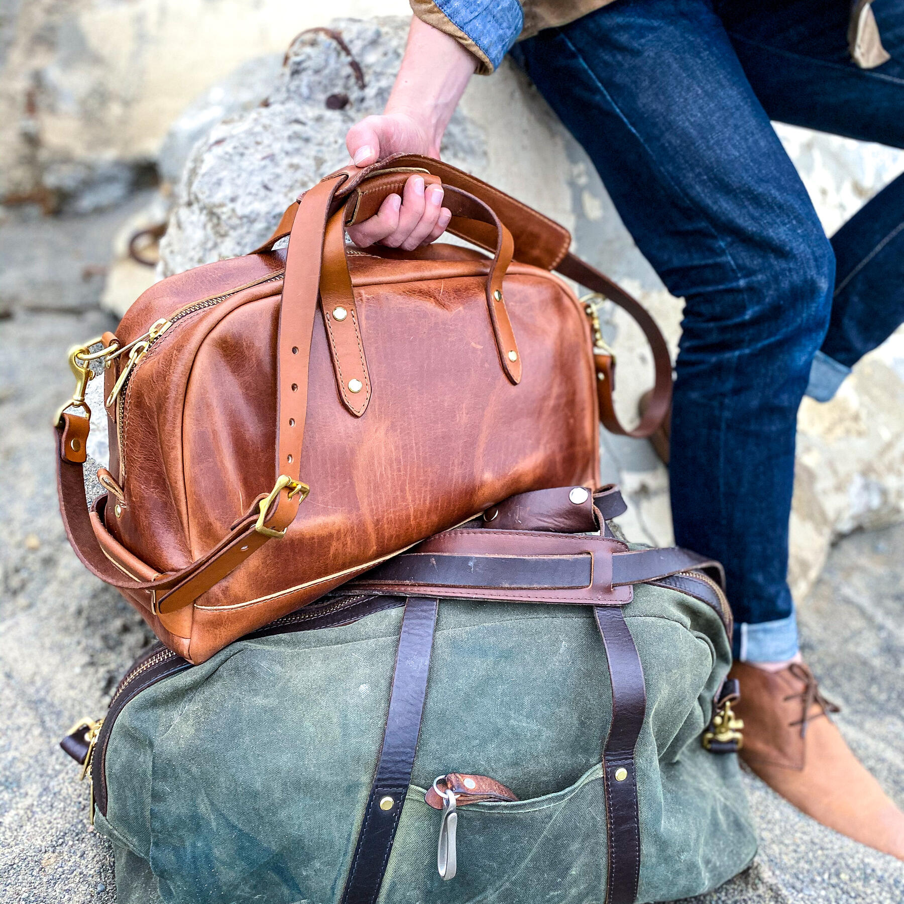 gustin the overnighter - horween cavalier whiskey