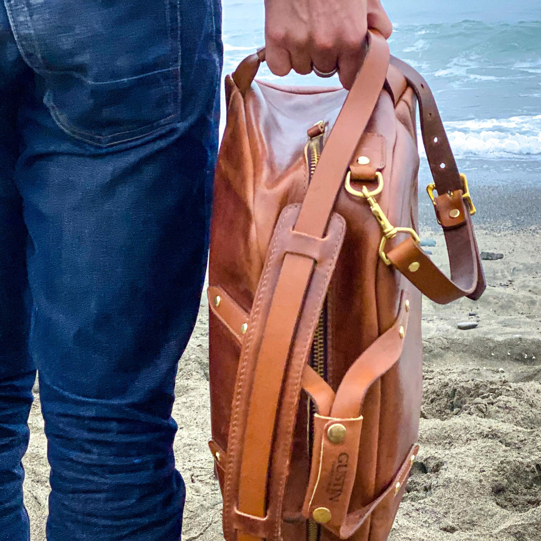 gustin the overnighter - horween cavalier whiskey