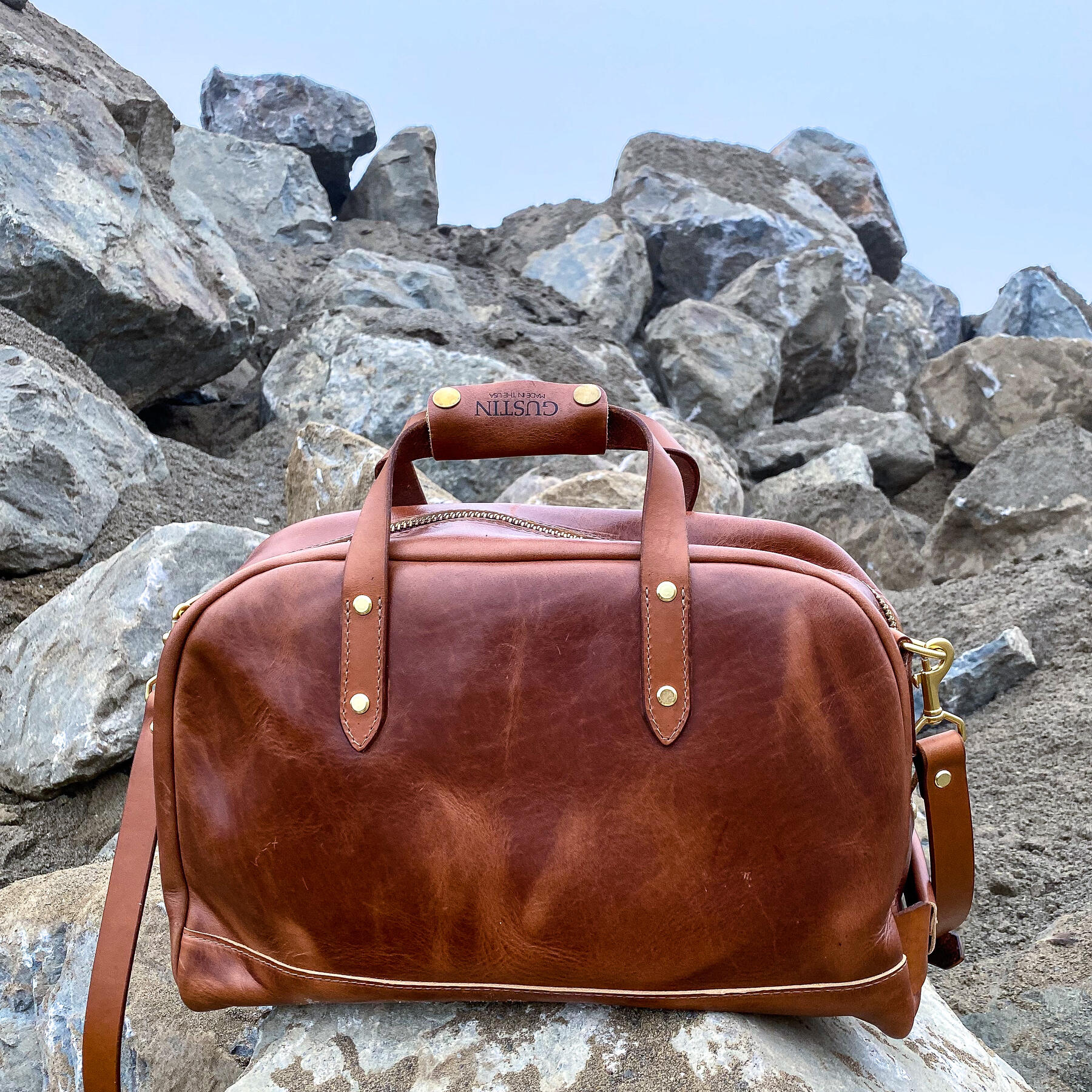 gustin the overnighter - horween cavalier whiskey