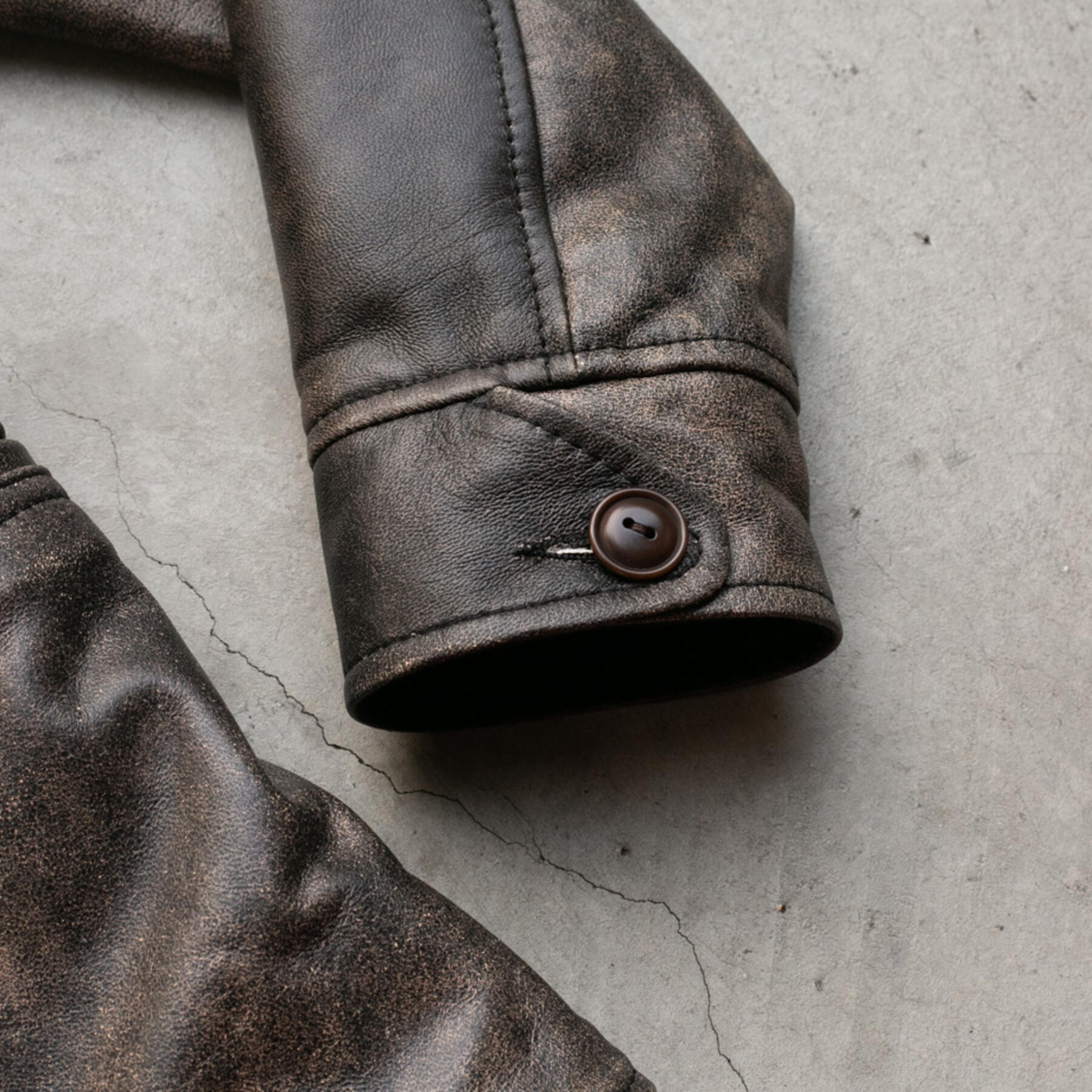 gustin the l4 - lamb antique brown