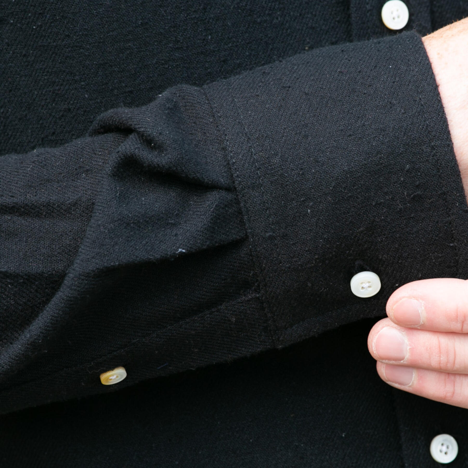 gustin #780 rustic silk nep - black
