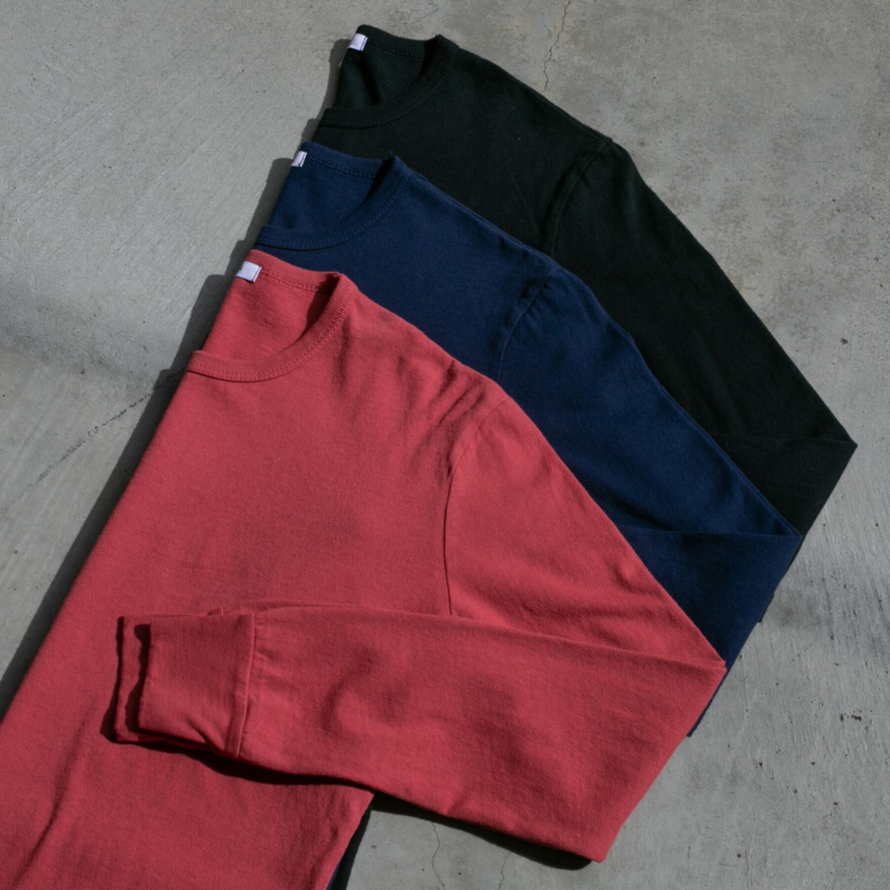 gustin long sleeve heavyweight t-shirt 3 pack (navy, red, black)