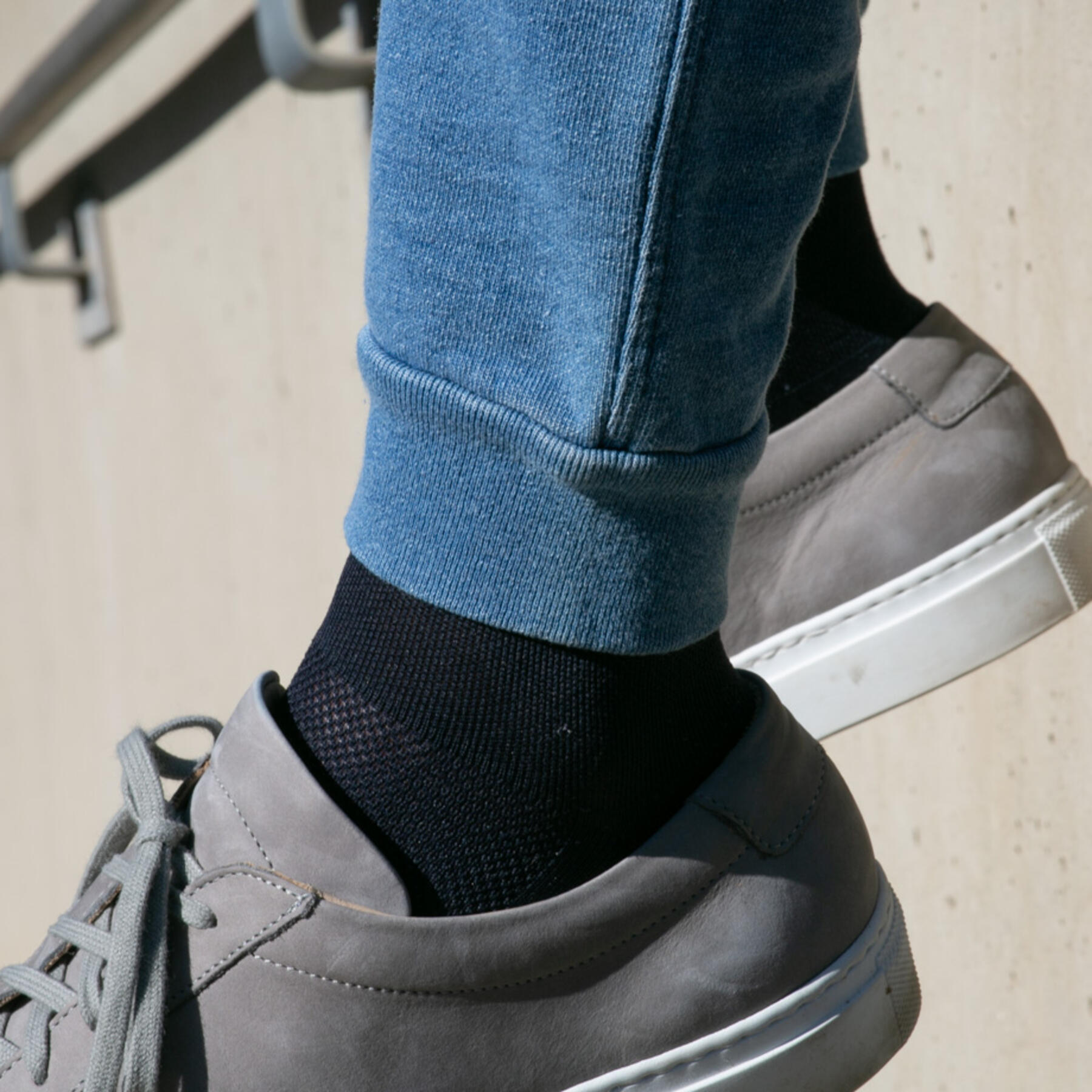 gustin indigo dyed sweatpants - vintage