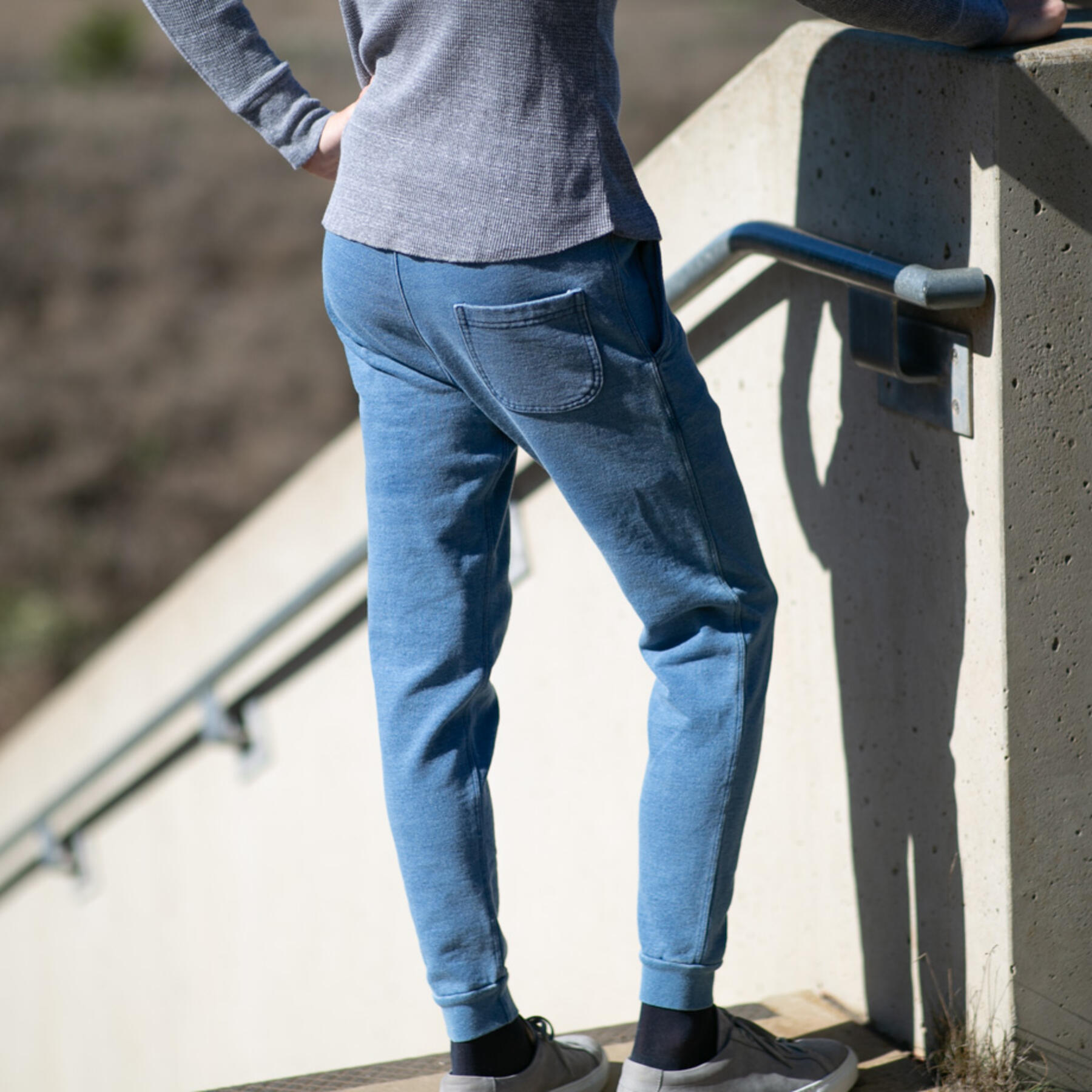 gustin indigo dyed sweatpants - vintage