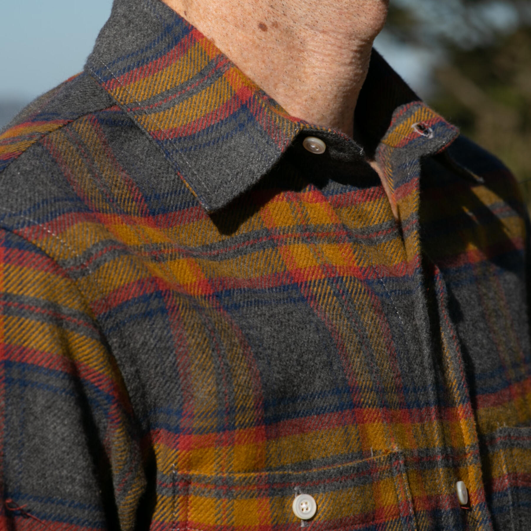 gustin #788 ultrasoft retro flannel - charcoalxpumpkin
