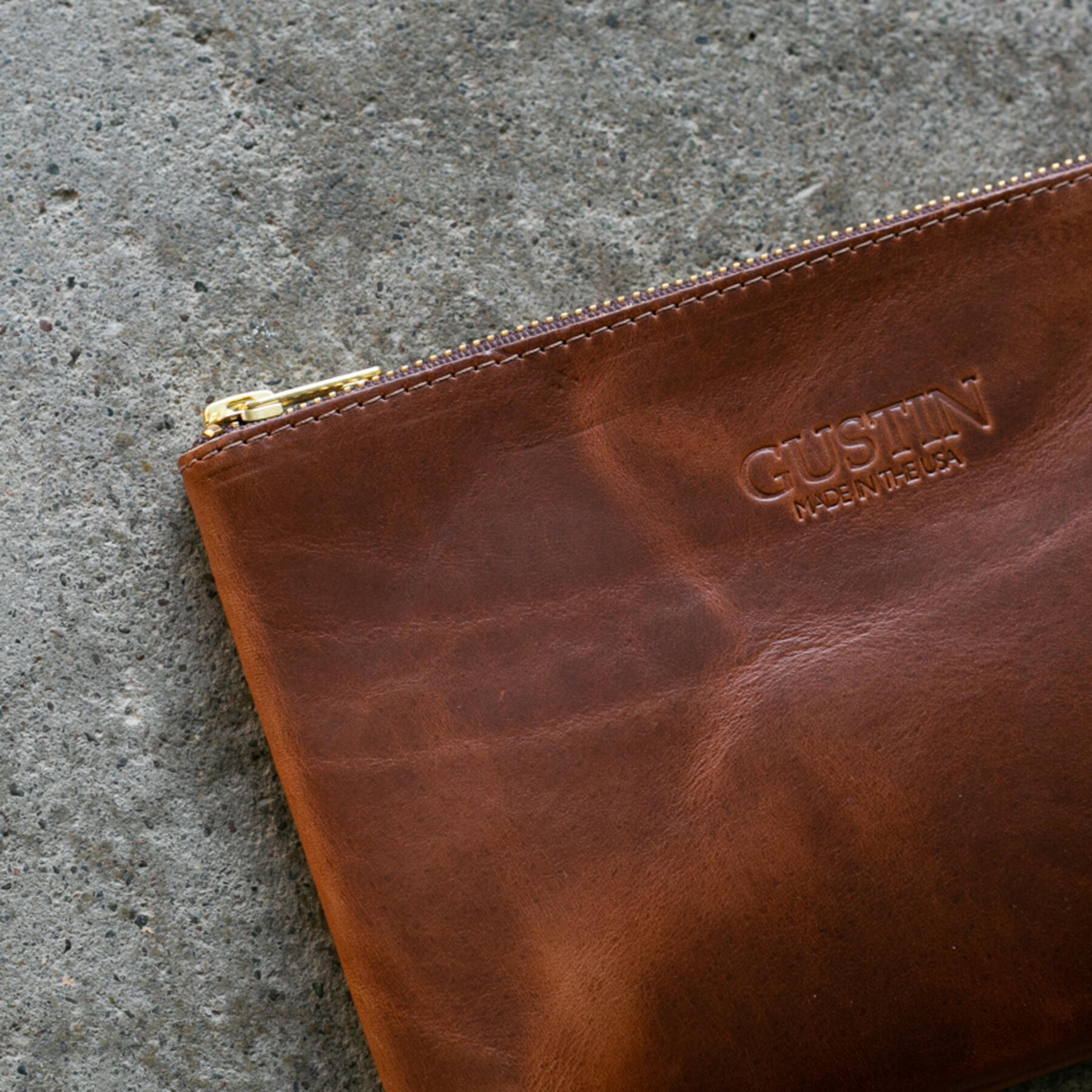 gustin horween cavalier whiskey utility pouch - large