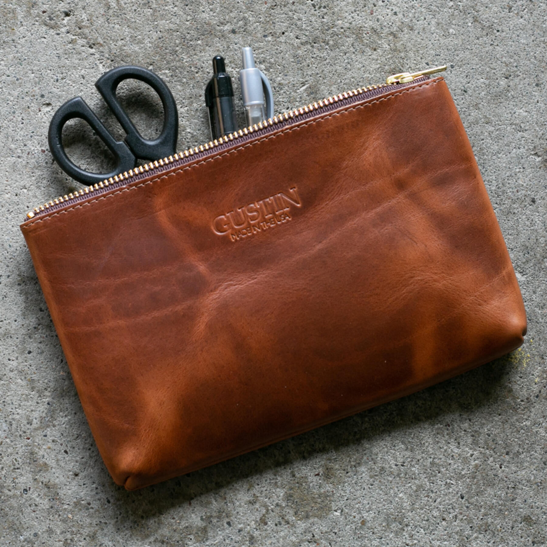 gustin horween cavalier whiskey utility pouch - large