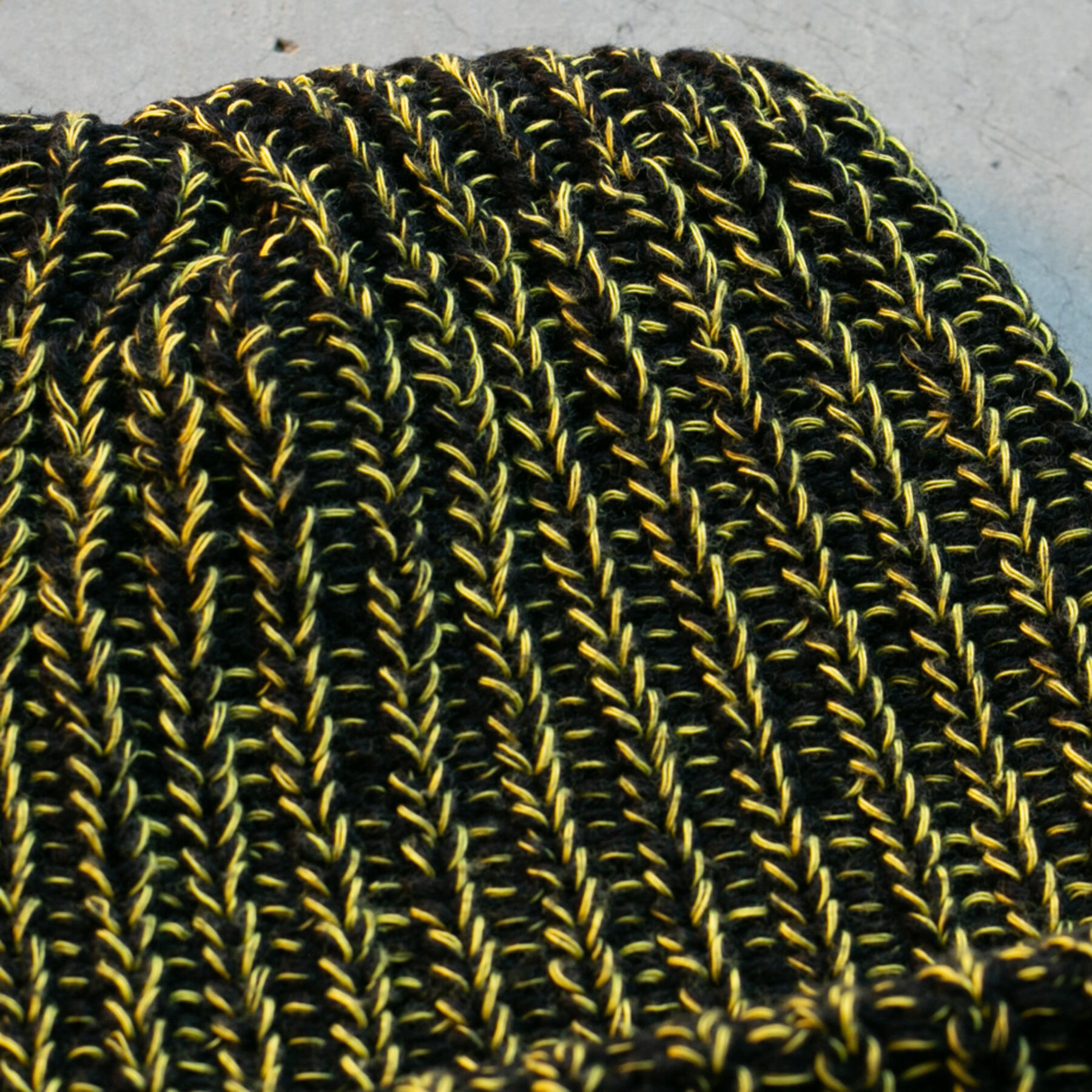 gustin american knit beanie - blackxyellow