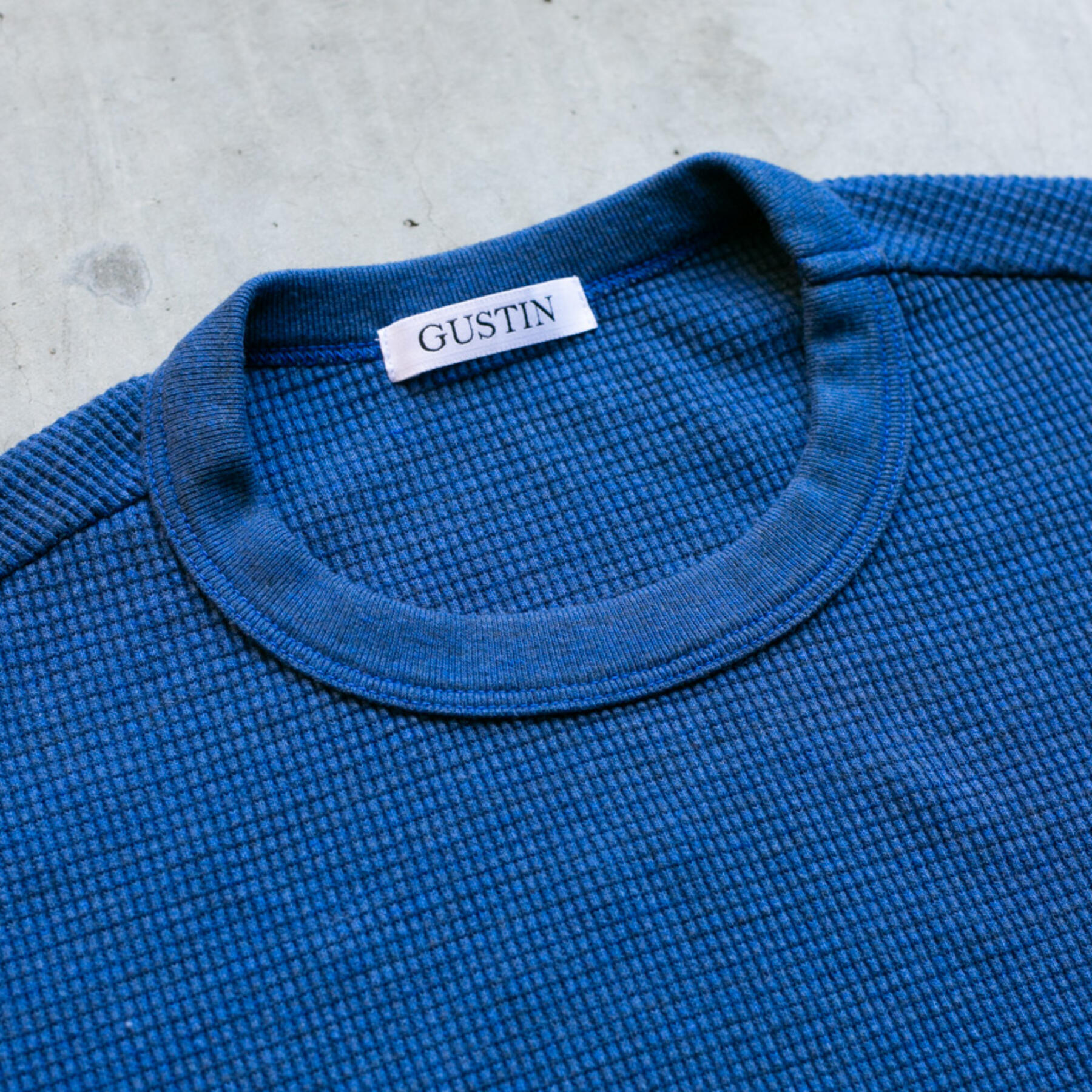 gustin waffle crewneck 2 pack (gold brown, royal blue)