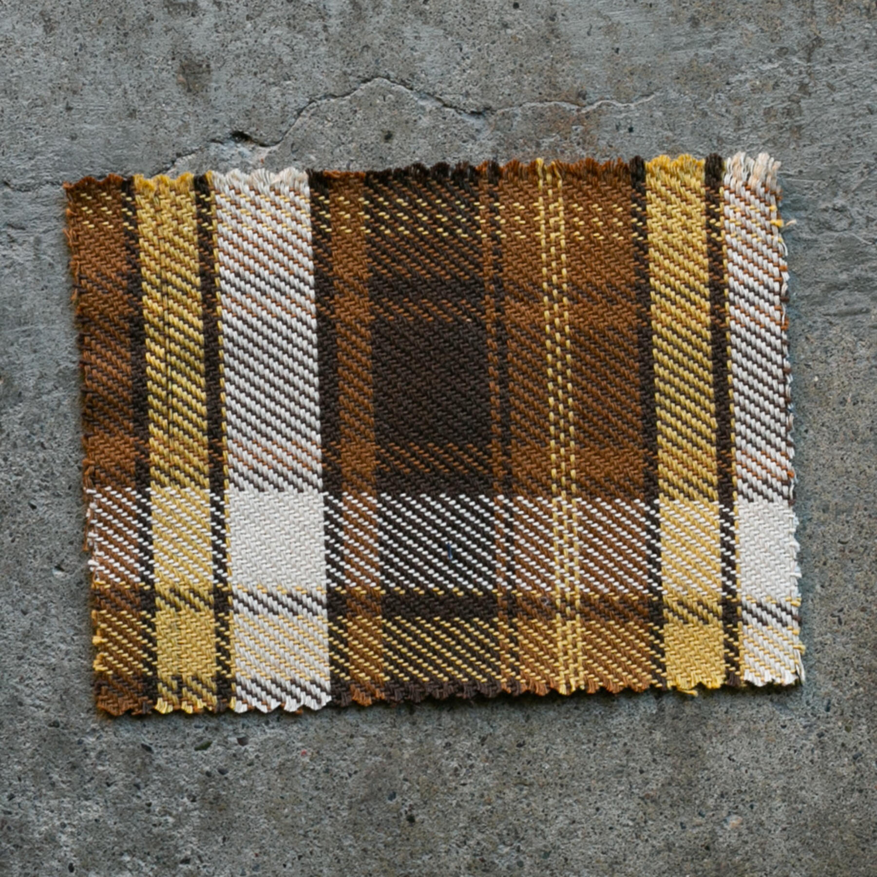 gustin #813 japan rustic twill - mustardxbrown