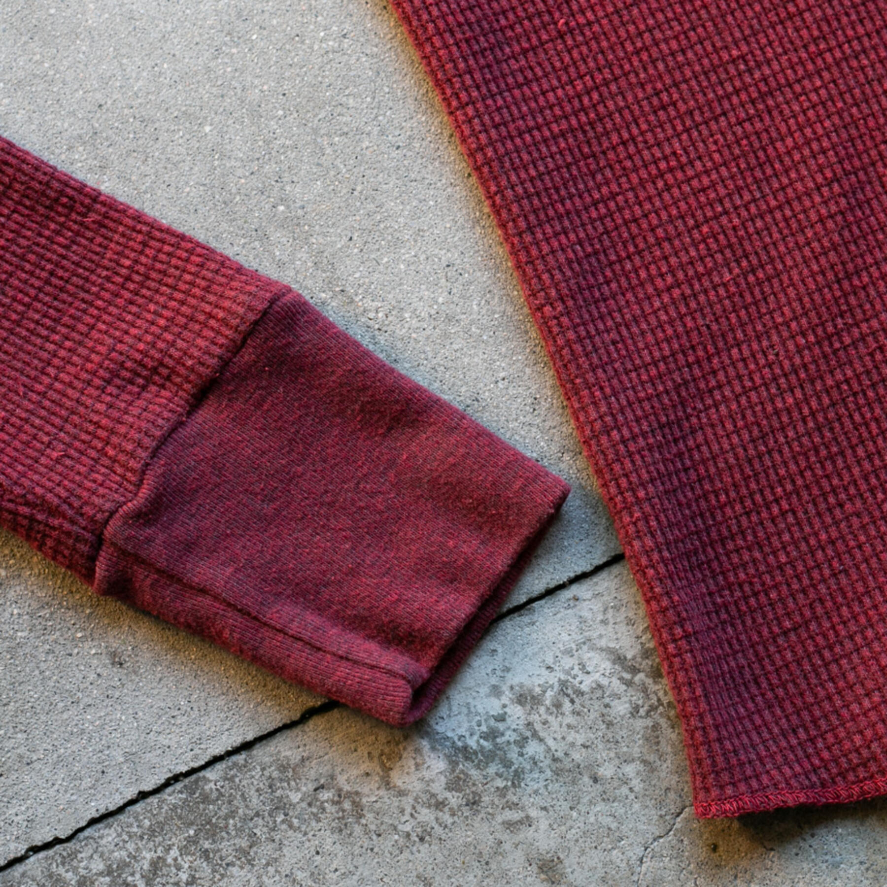 gustin waffle crewneck 2 pack (burnt orange, deep red)