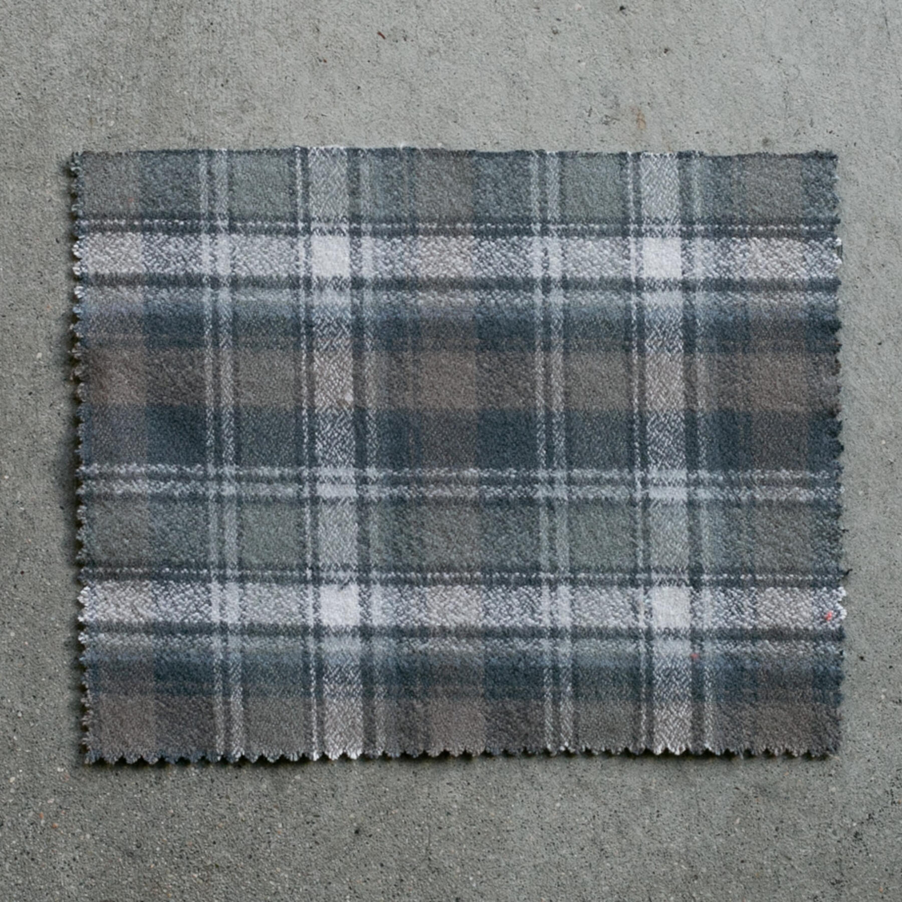 gustin #816 organic window pane flannel - grey storm