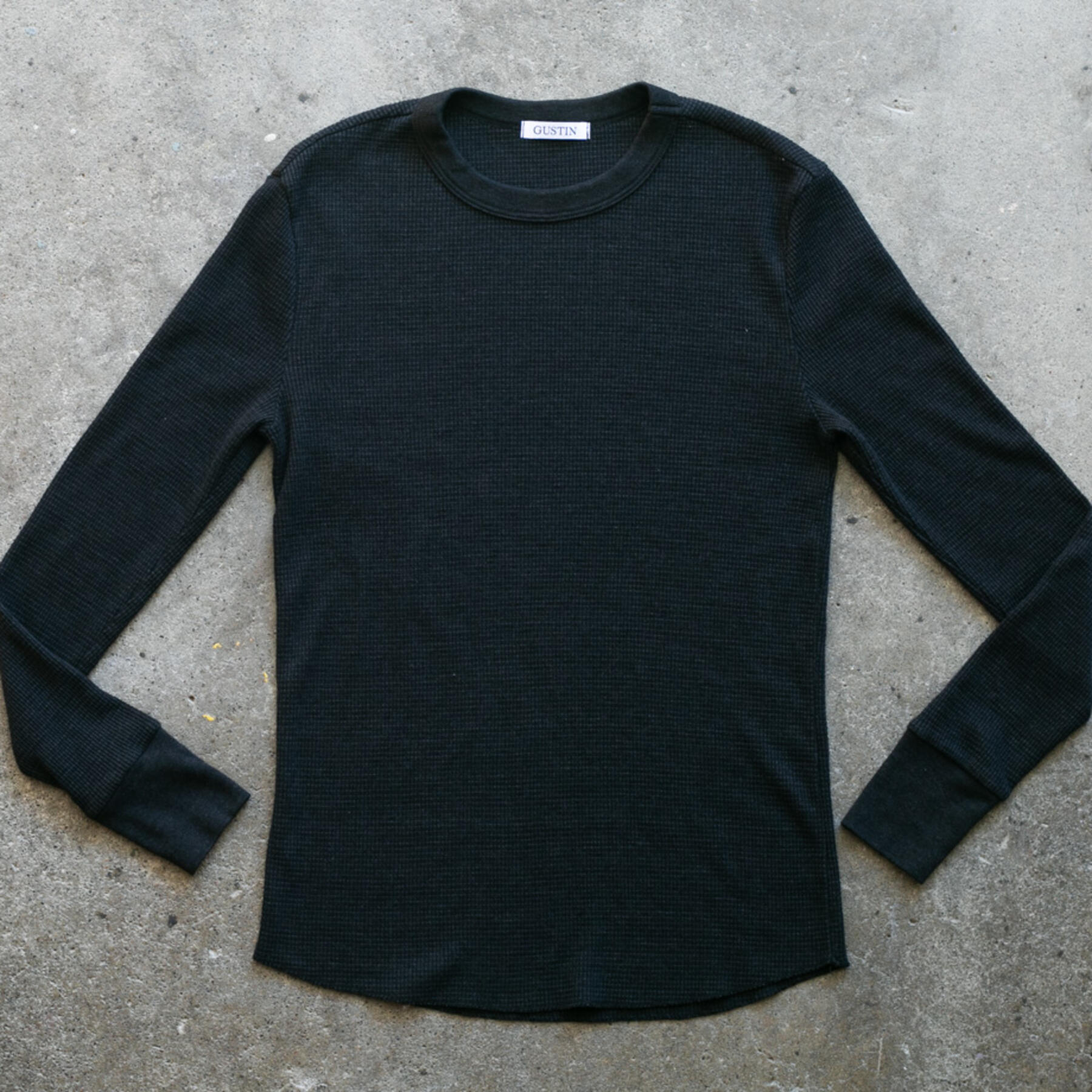 gustin waffle crewneck - black