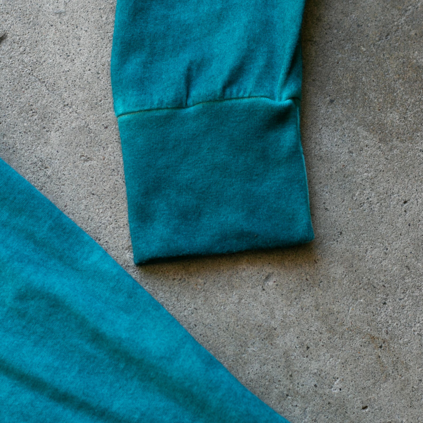 gustin vintage wash henley 3 pack (oxblood, royal, teal)