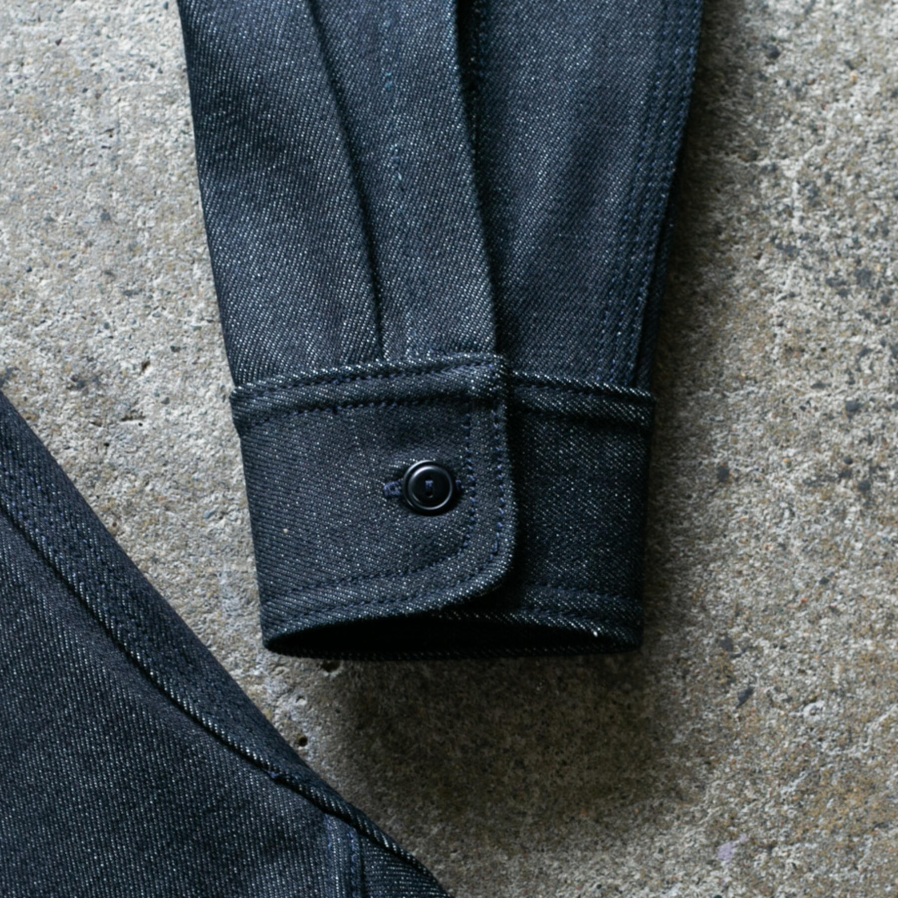 gustin #82 midnight monster id workshirt