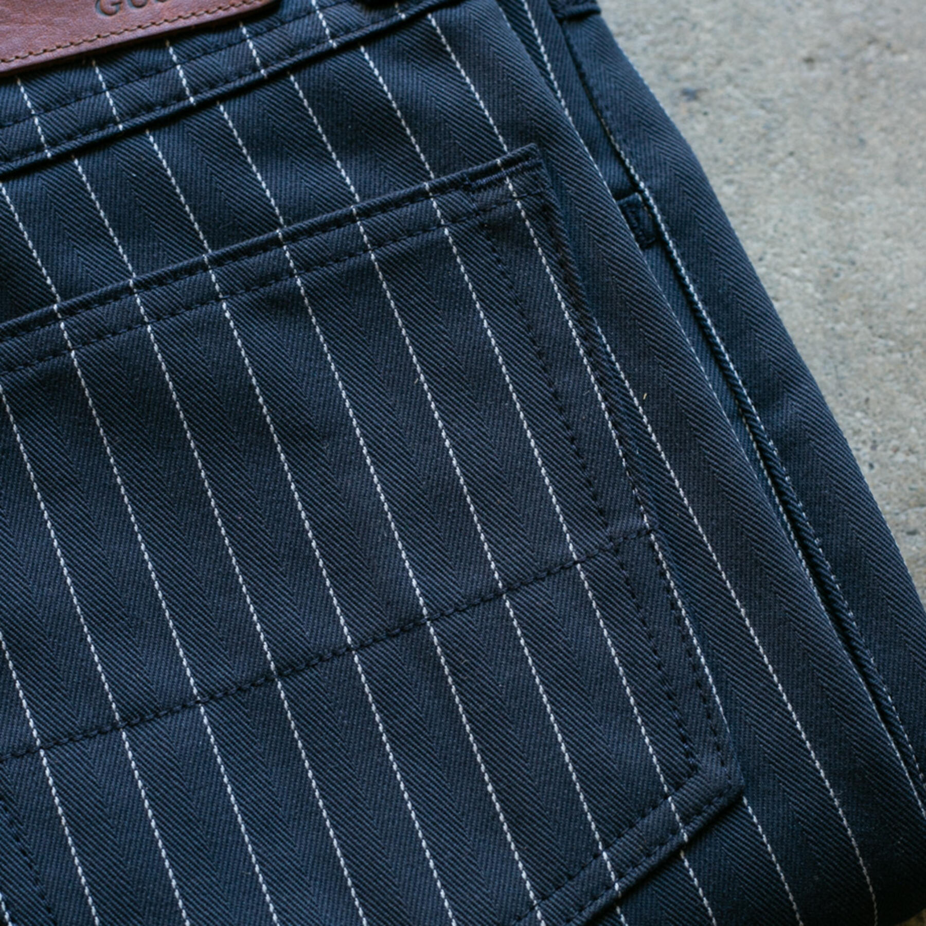gustin #104 japan pinstripe herringbone 5 pocket - navy