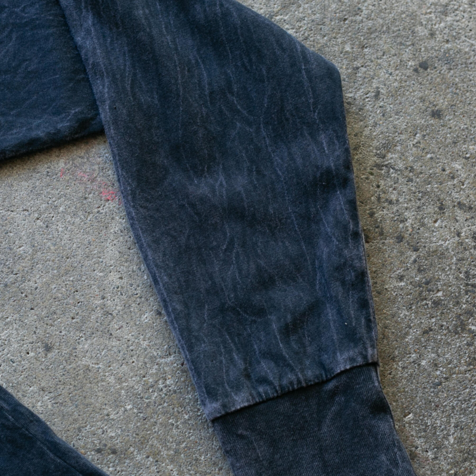 gustin mineral wash henley - black