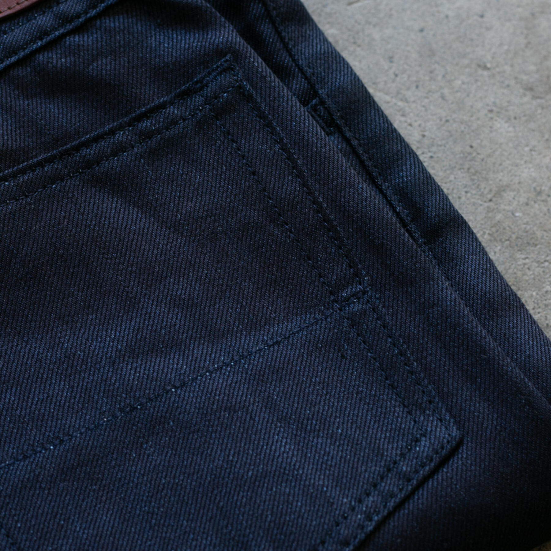 gustin #115 japan linen 100 5 pocket - indigoxblack