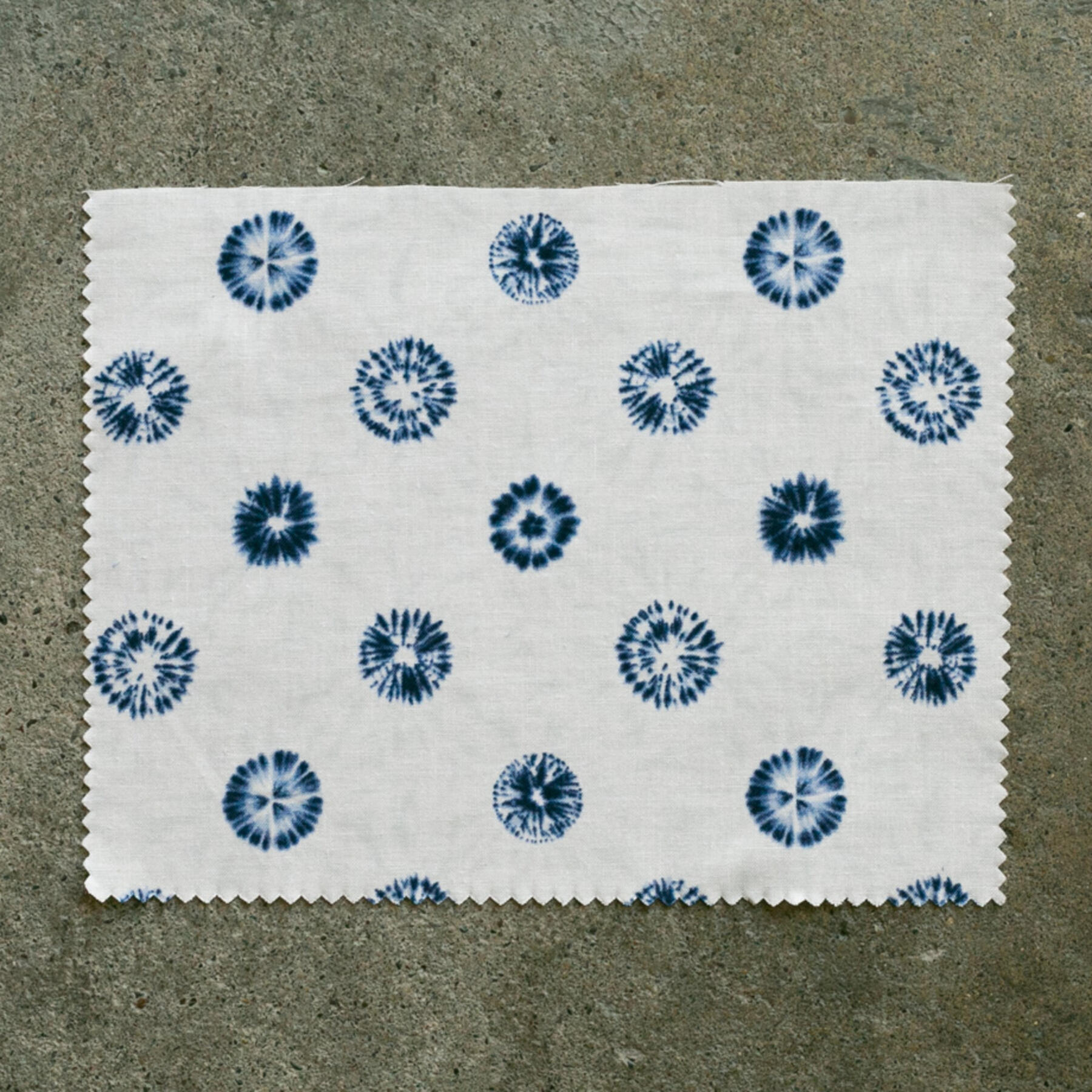 gustin #843 japan shibori starburst - white