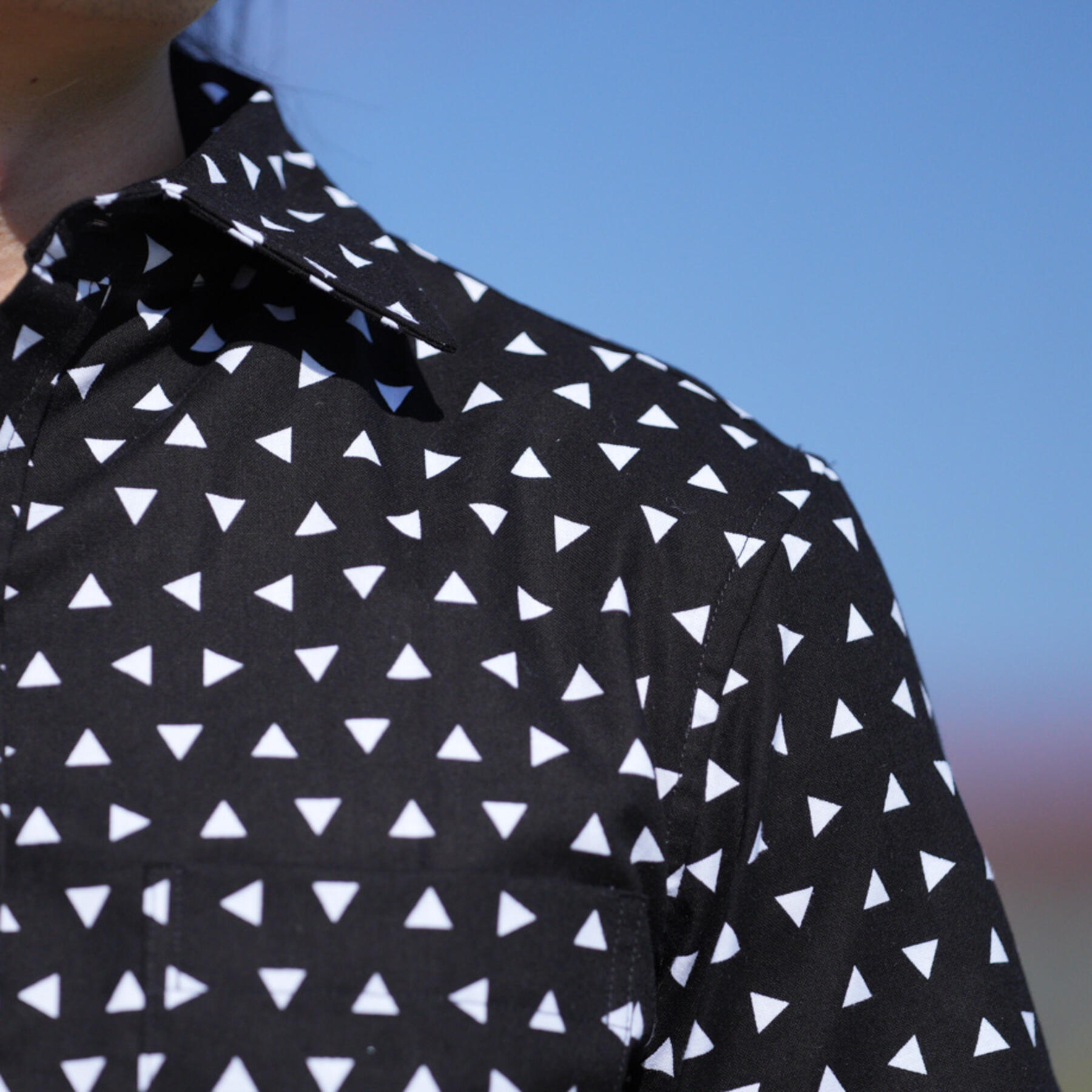 gustin #844 triangles short sleeve