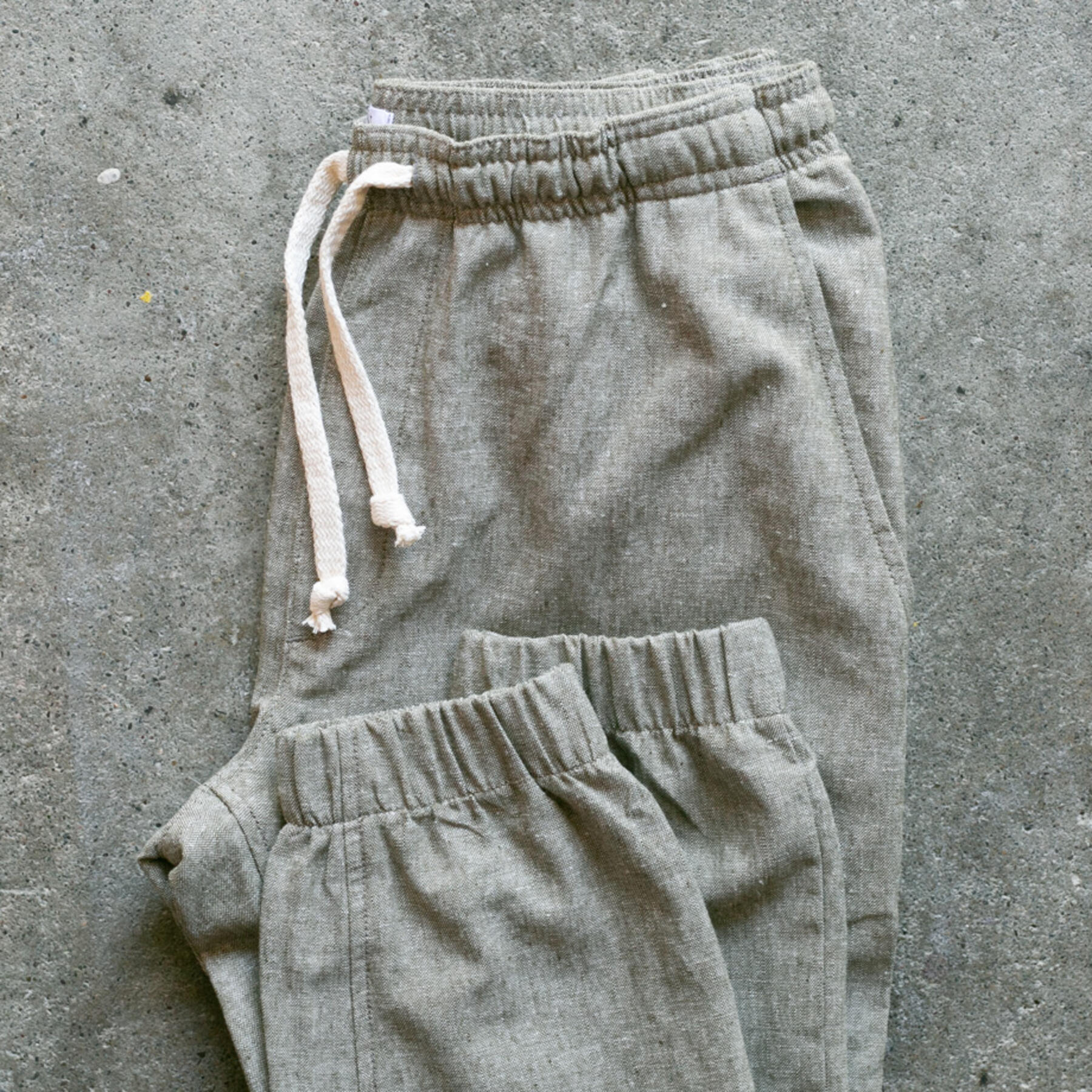 gustin linen chambray joggers - olive