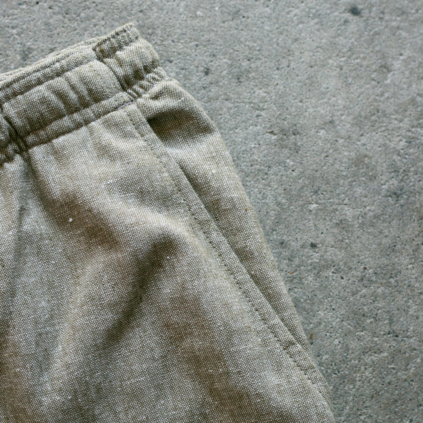 gustin linen chambray joggers - olive