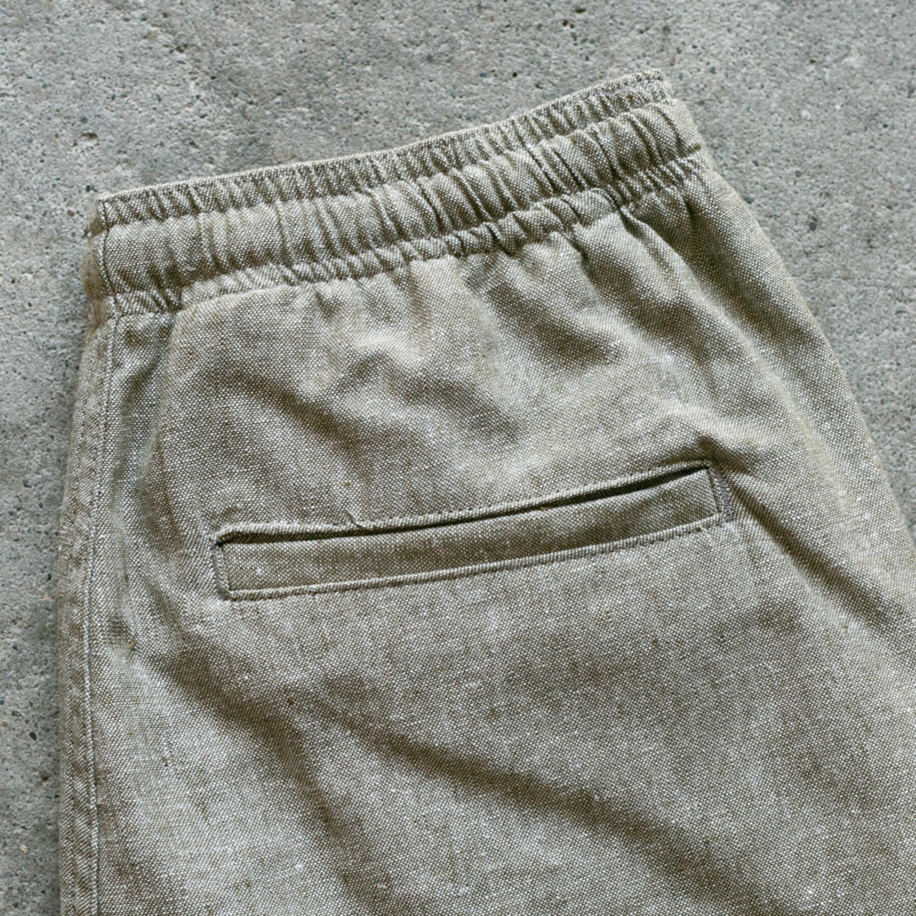 gustin linen chambray joggers - olive