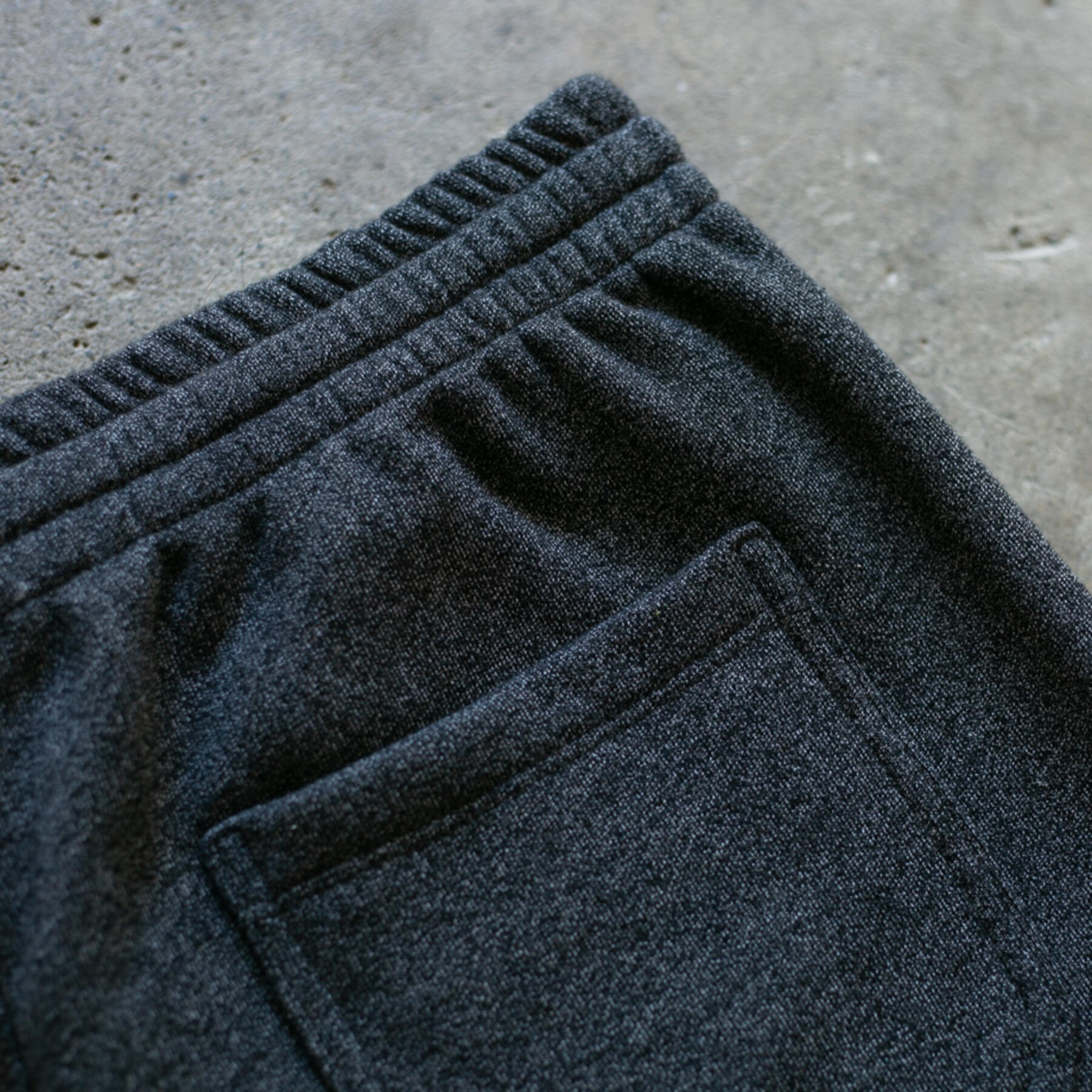 gustin black heather sweatshorts