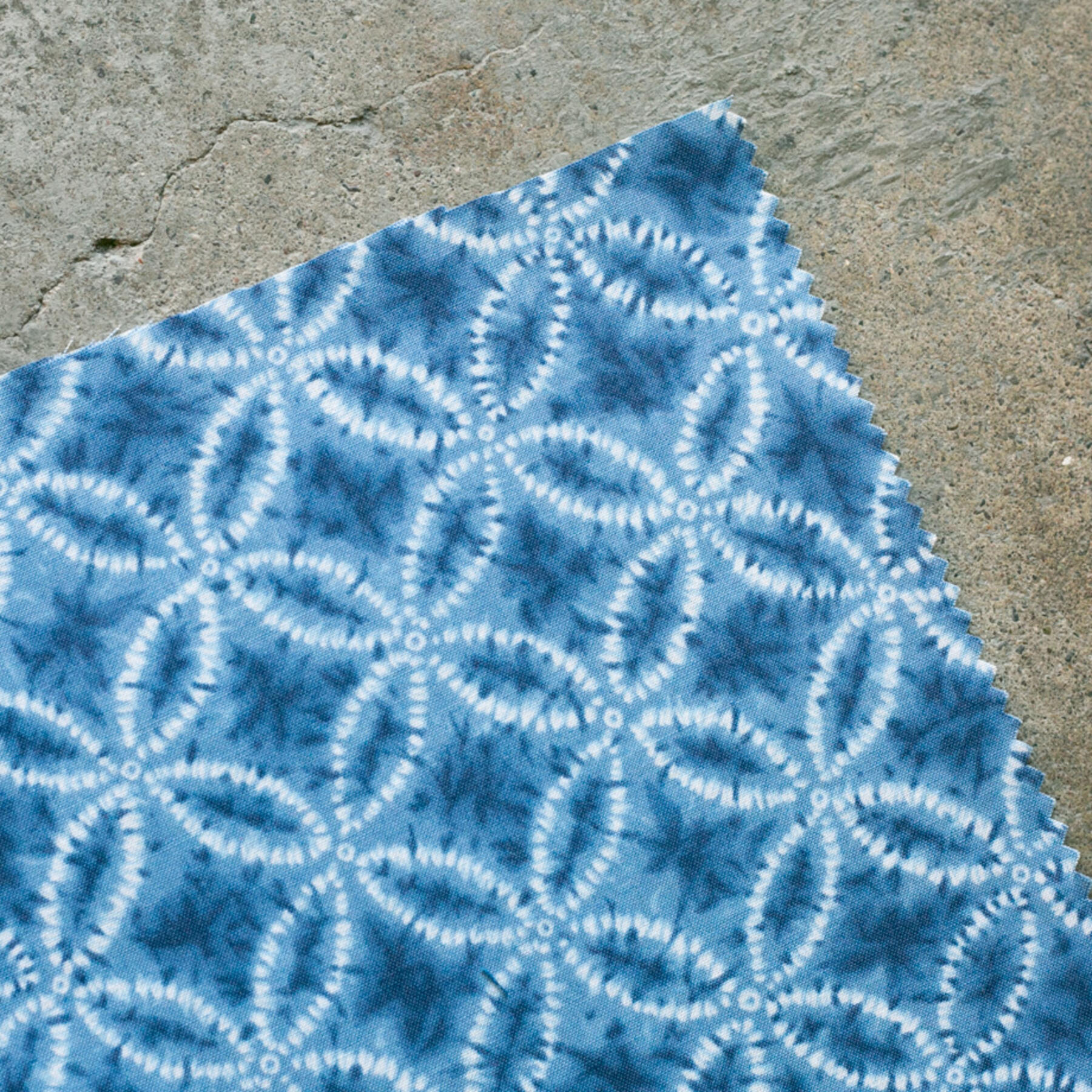 gustin #862 japan shibori dye - sky rings