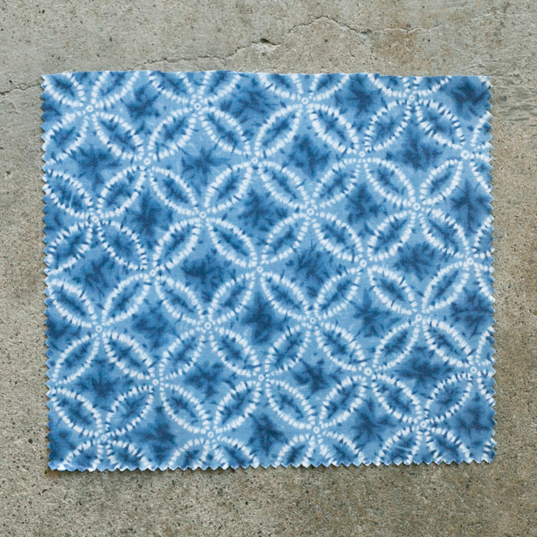 gustin #862 japan shibori dye - sky rings