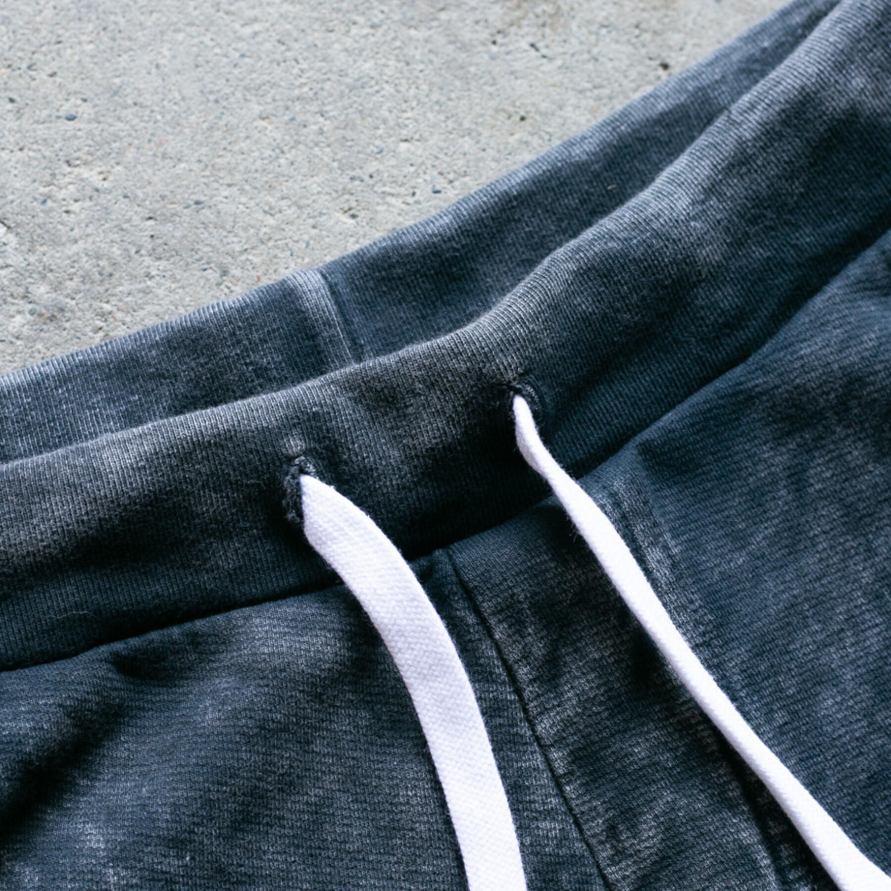 gustin vintage sweatpants - black
