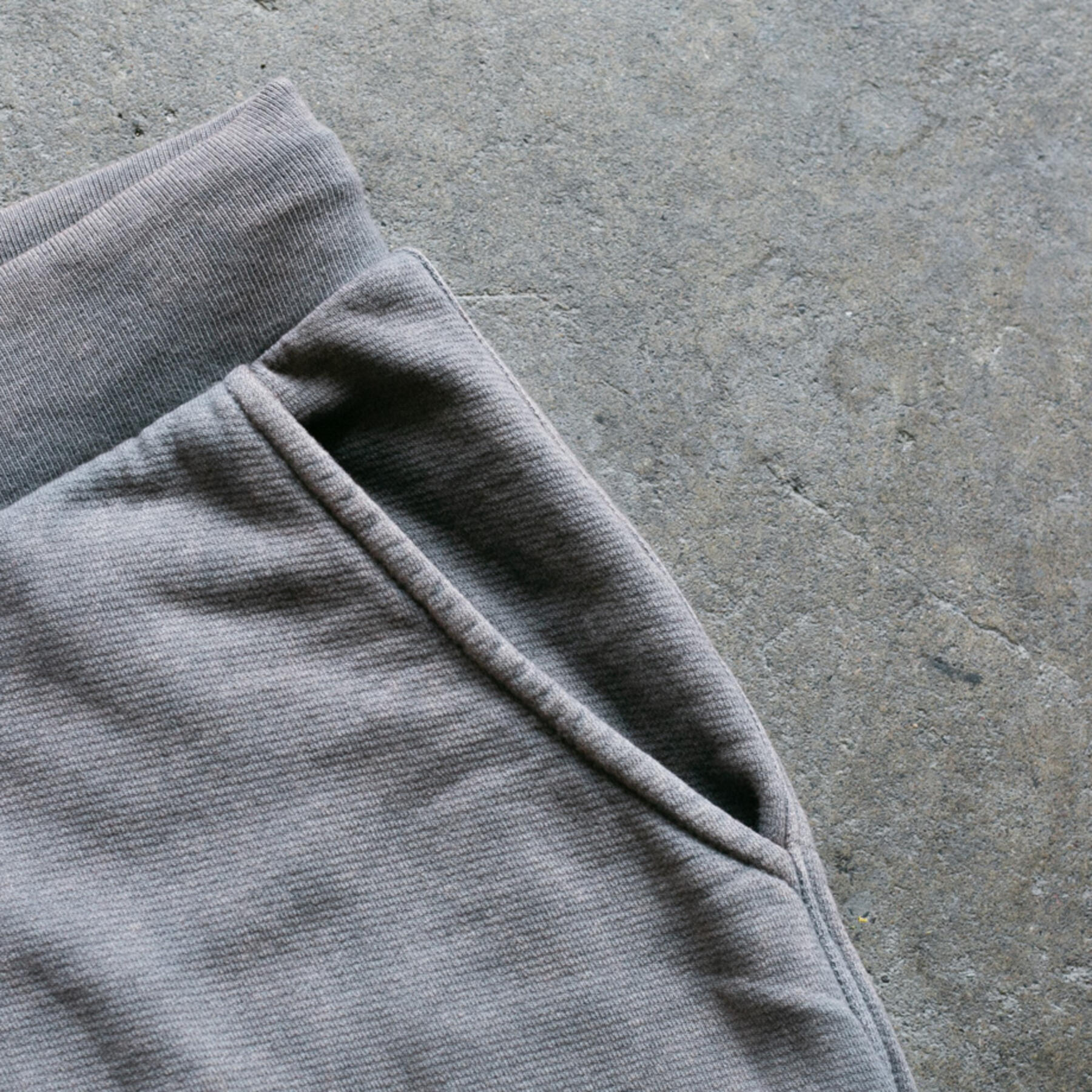 gustin vintage sweatpants - putty