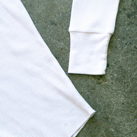 gustin waffle henley - white