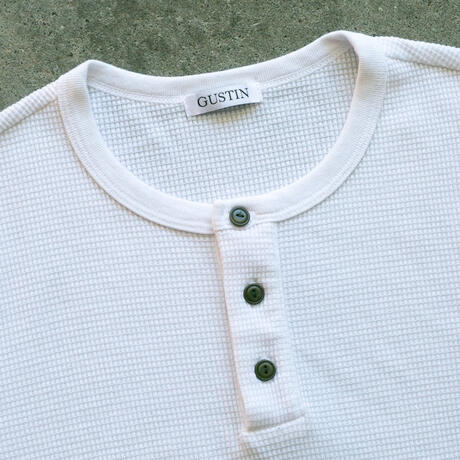 gustin waffle henley - white