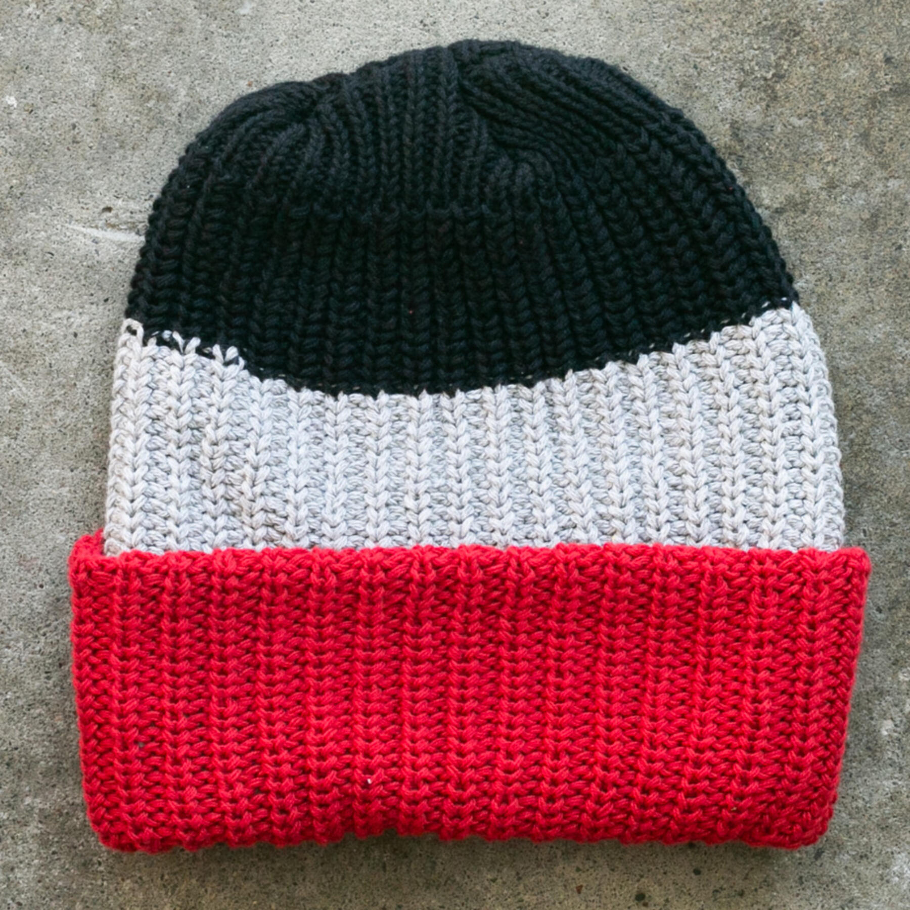 gustin color block beanie - navyxgreyxred