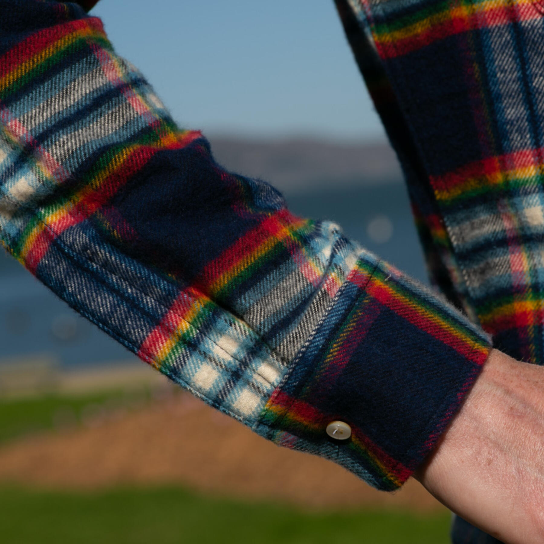 gustin #869 electric felt flannel - navy