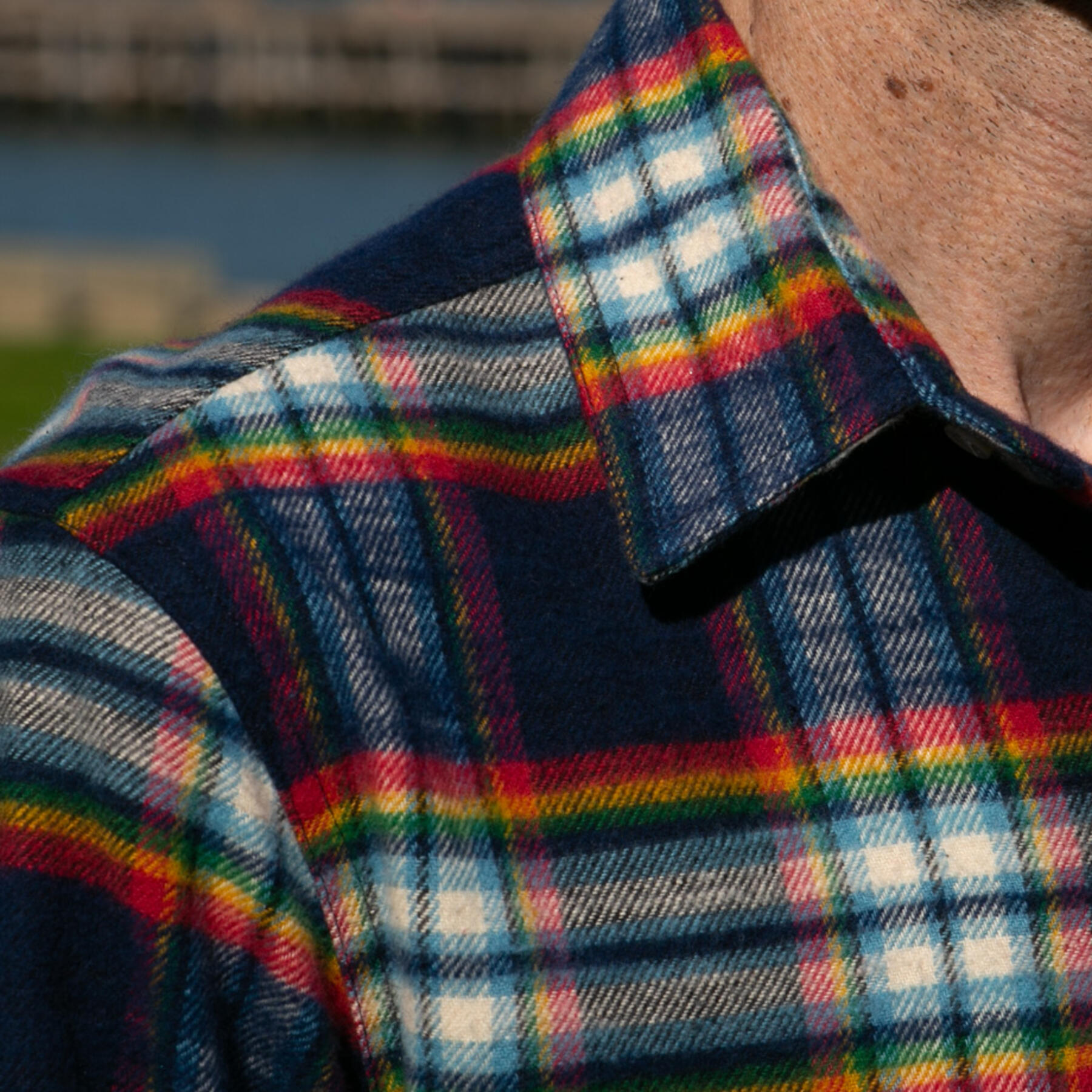 gustin #869 electric felt flannel - navy