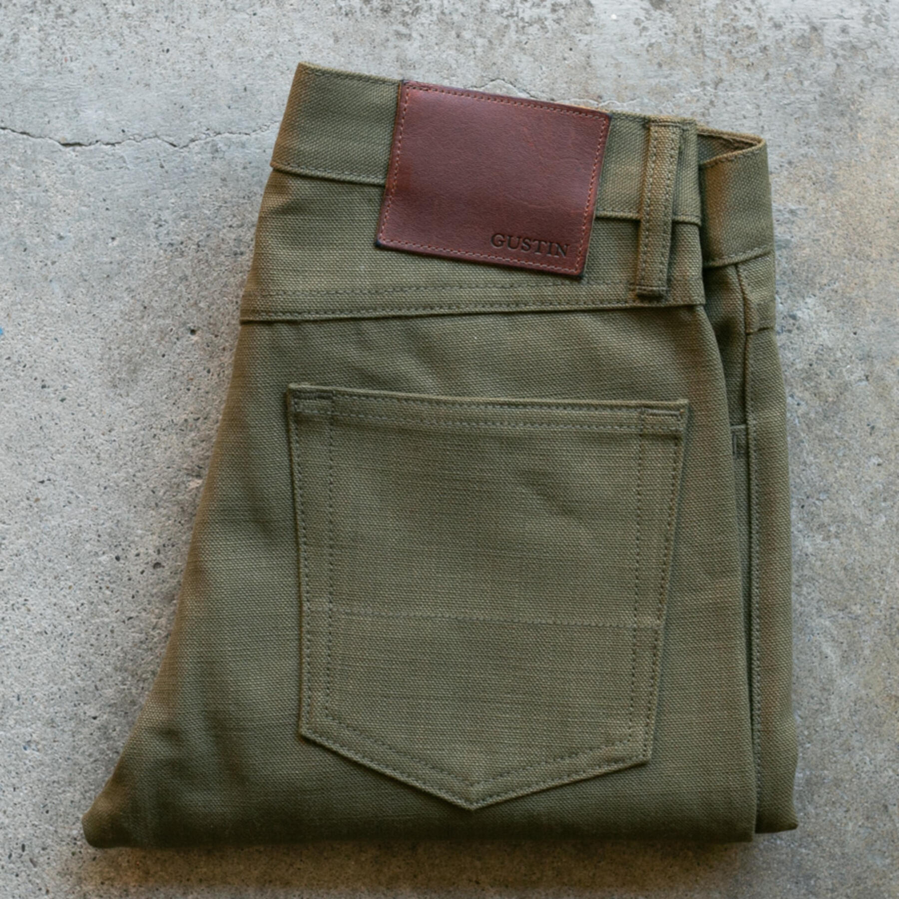 gustin #142 japan monster duck - olive drab