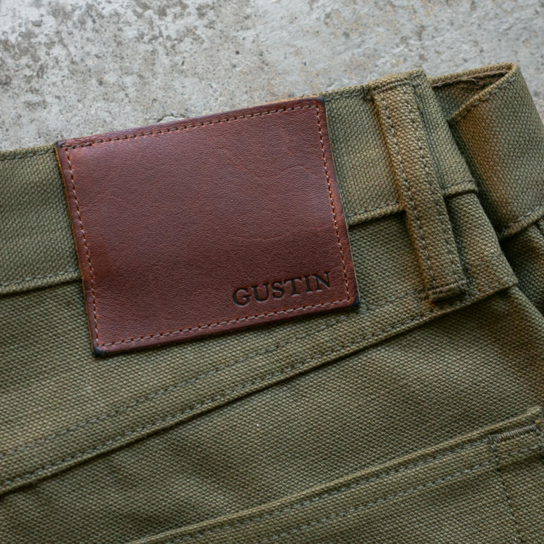 gustin #142 japan monster duck - olive drab