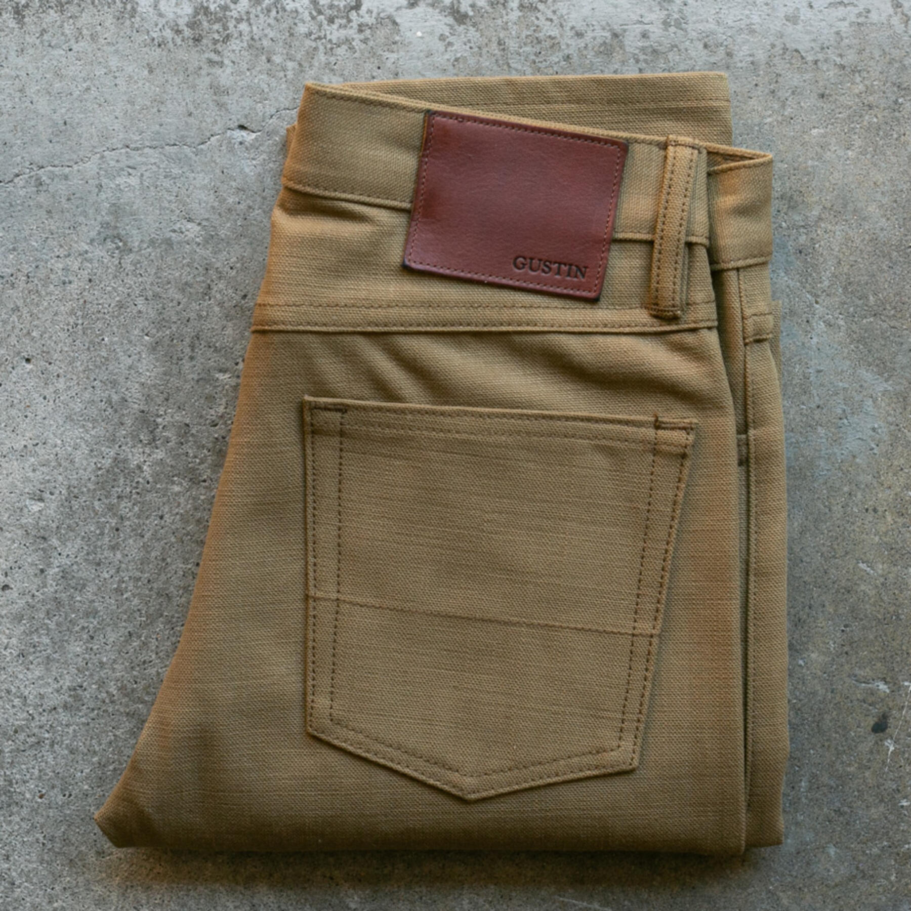 gustin #143 japan monster duck - dark khaki