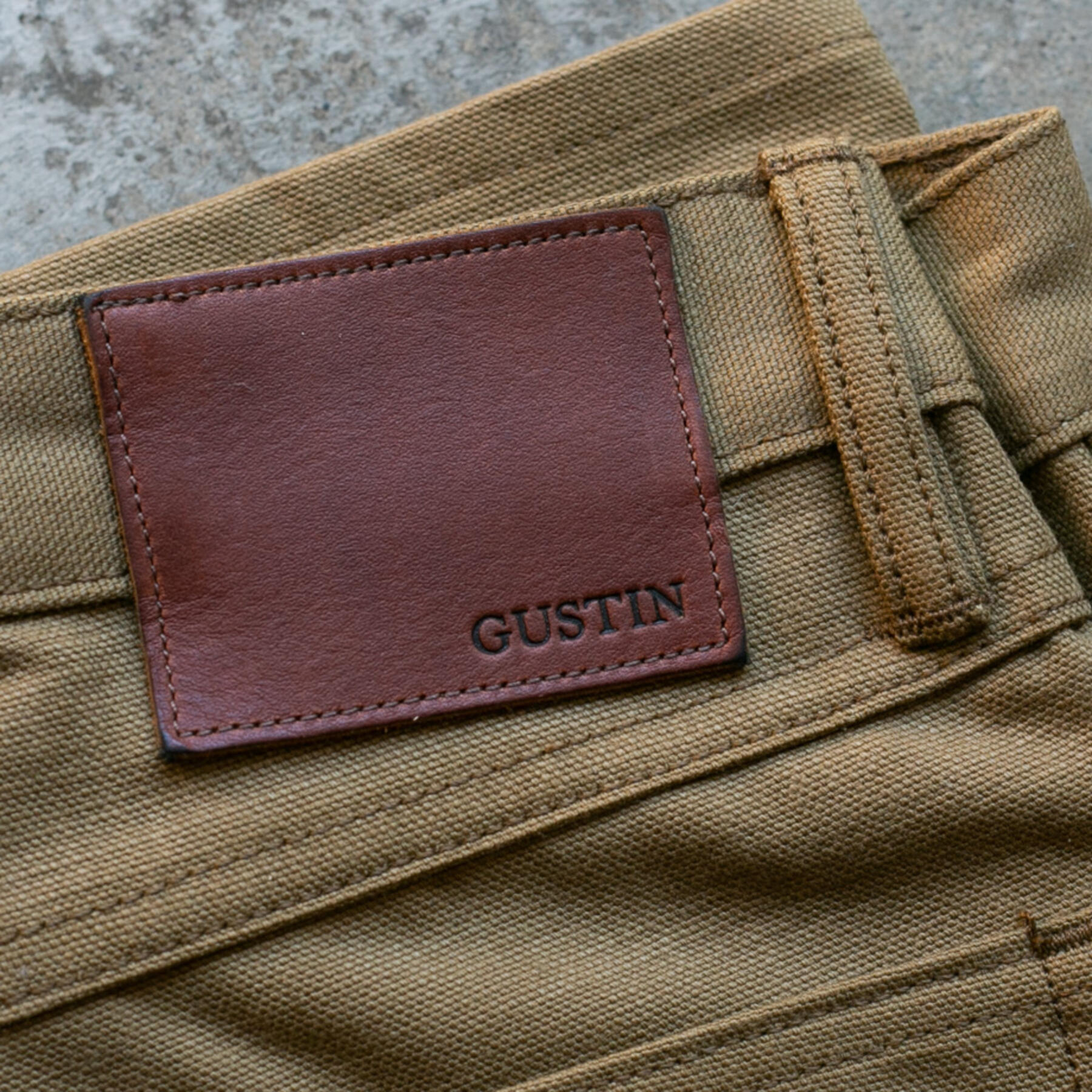 gustin #143 japan monster duck - dark khaki